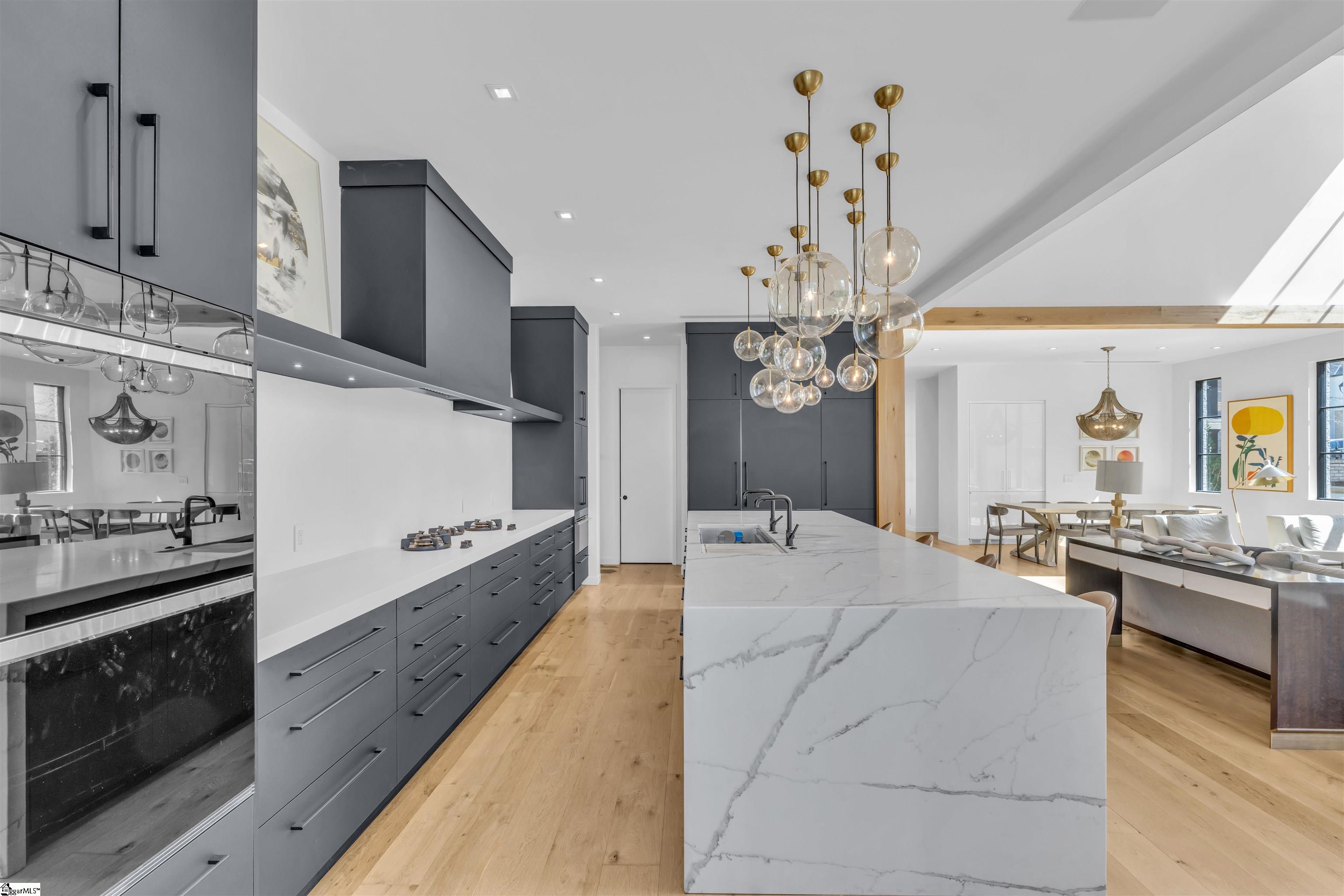 32 Gardenview Avenue