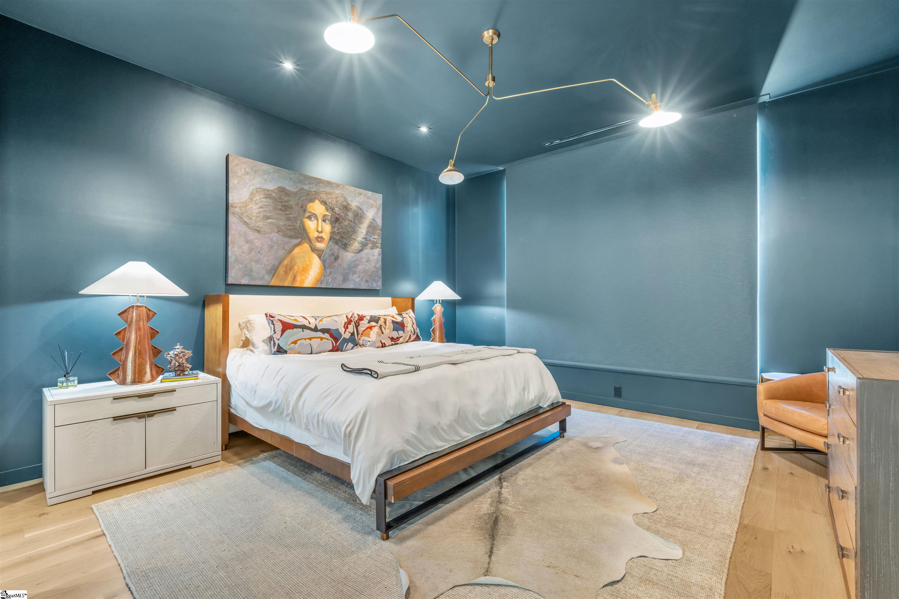 32 Gardenview Avenue