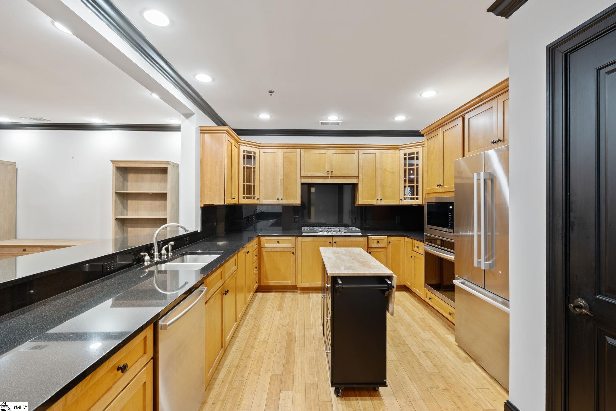 400 N Main Street # 203