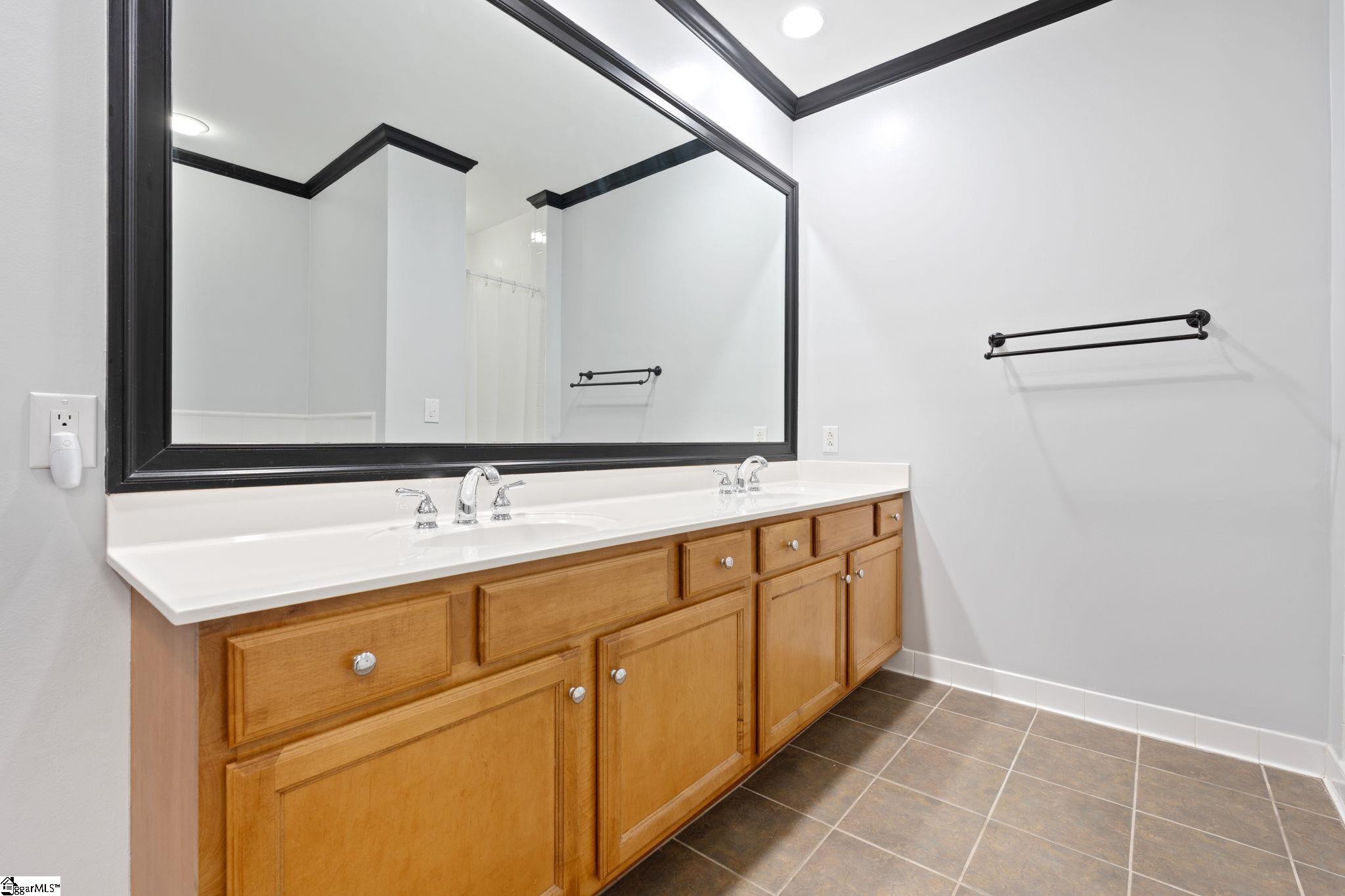 400 N Main Street # 203