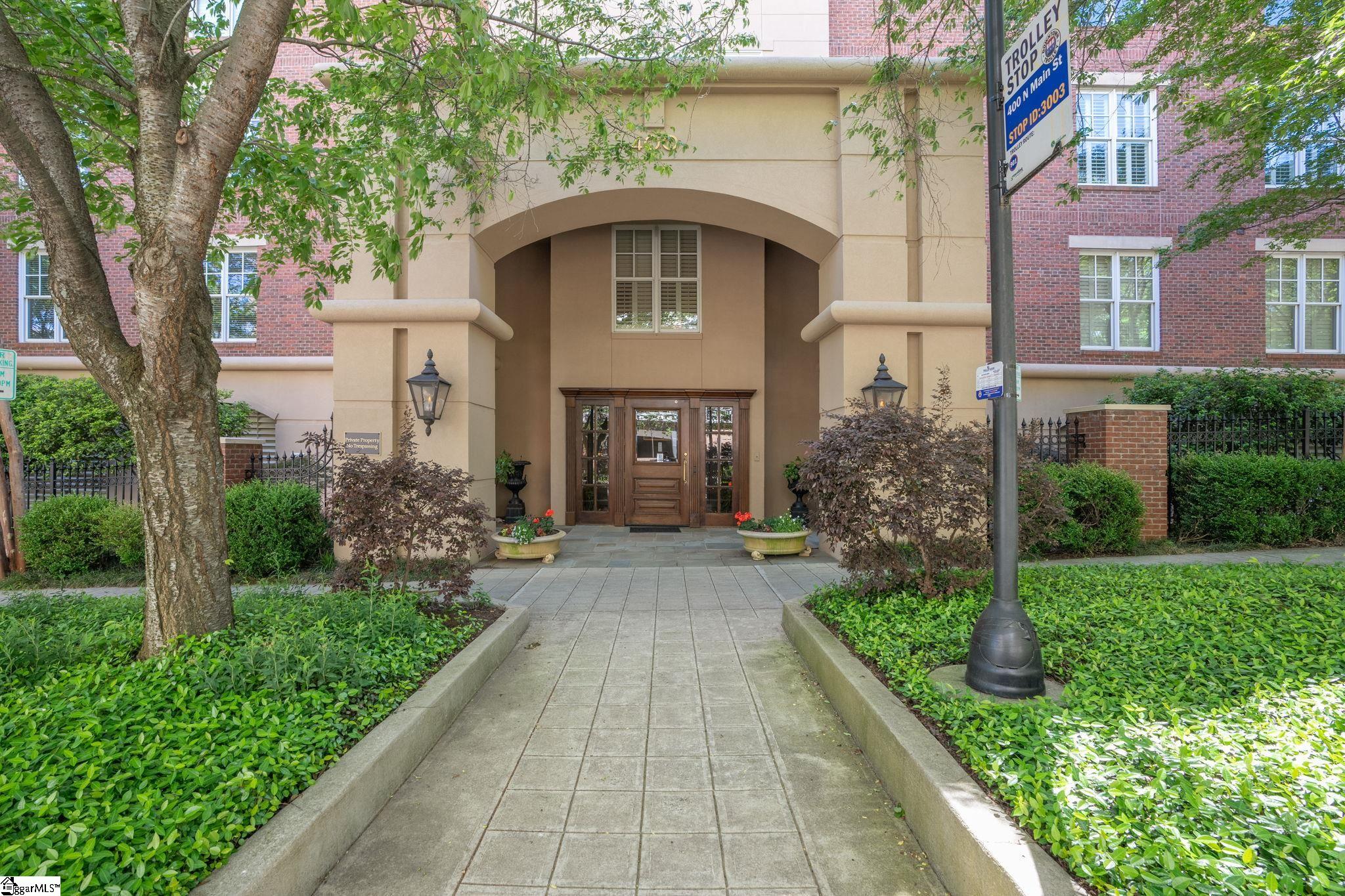 400 N Main Street # 203