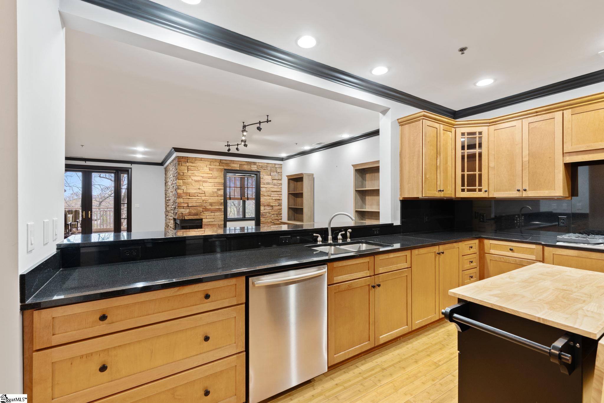 400 N Main Street # 203