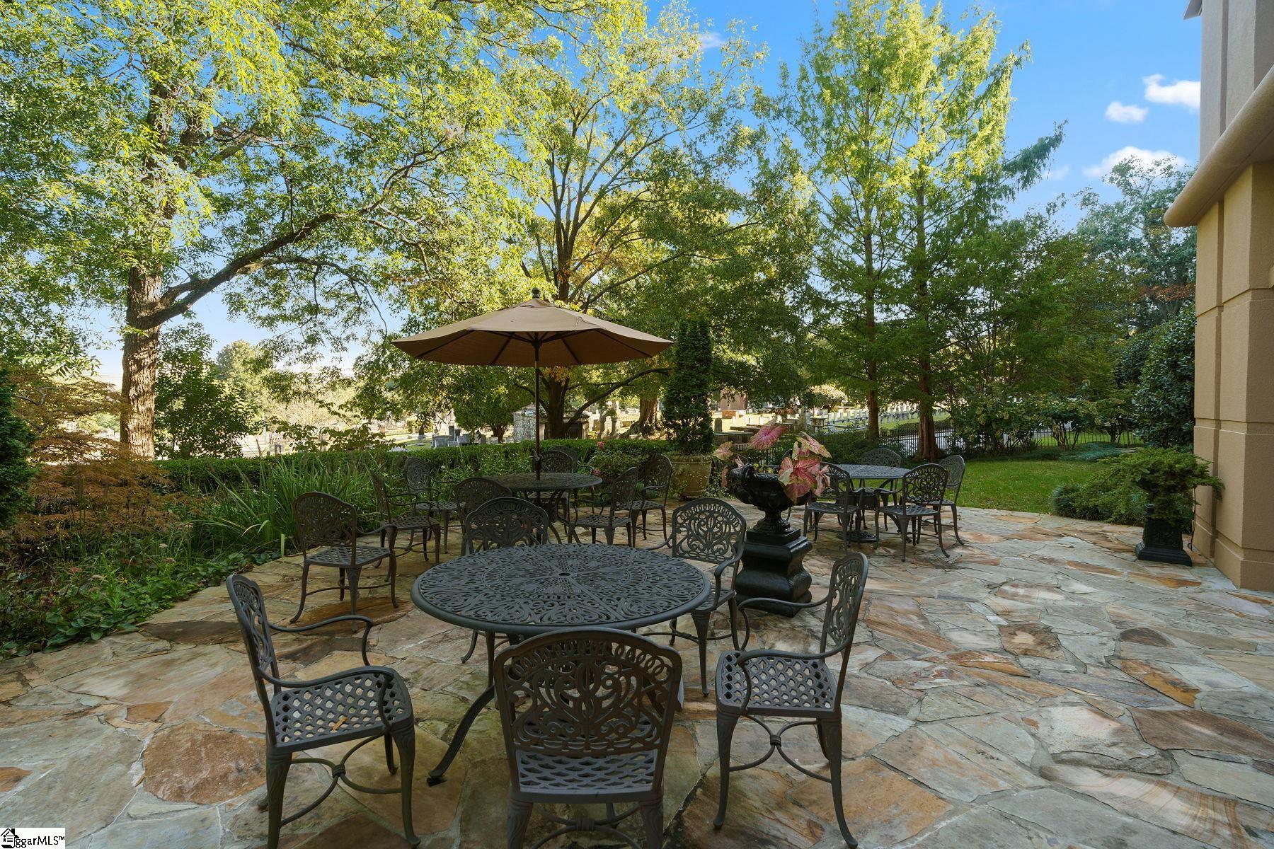 400 N Main Street # 203