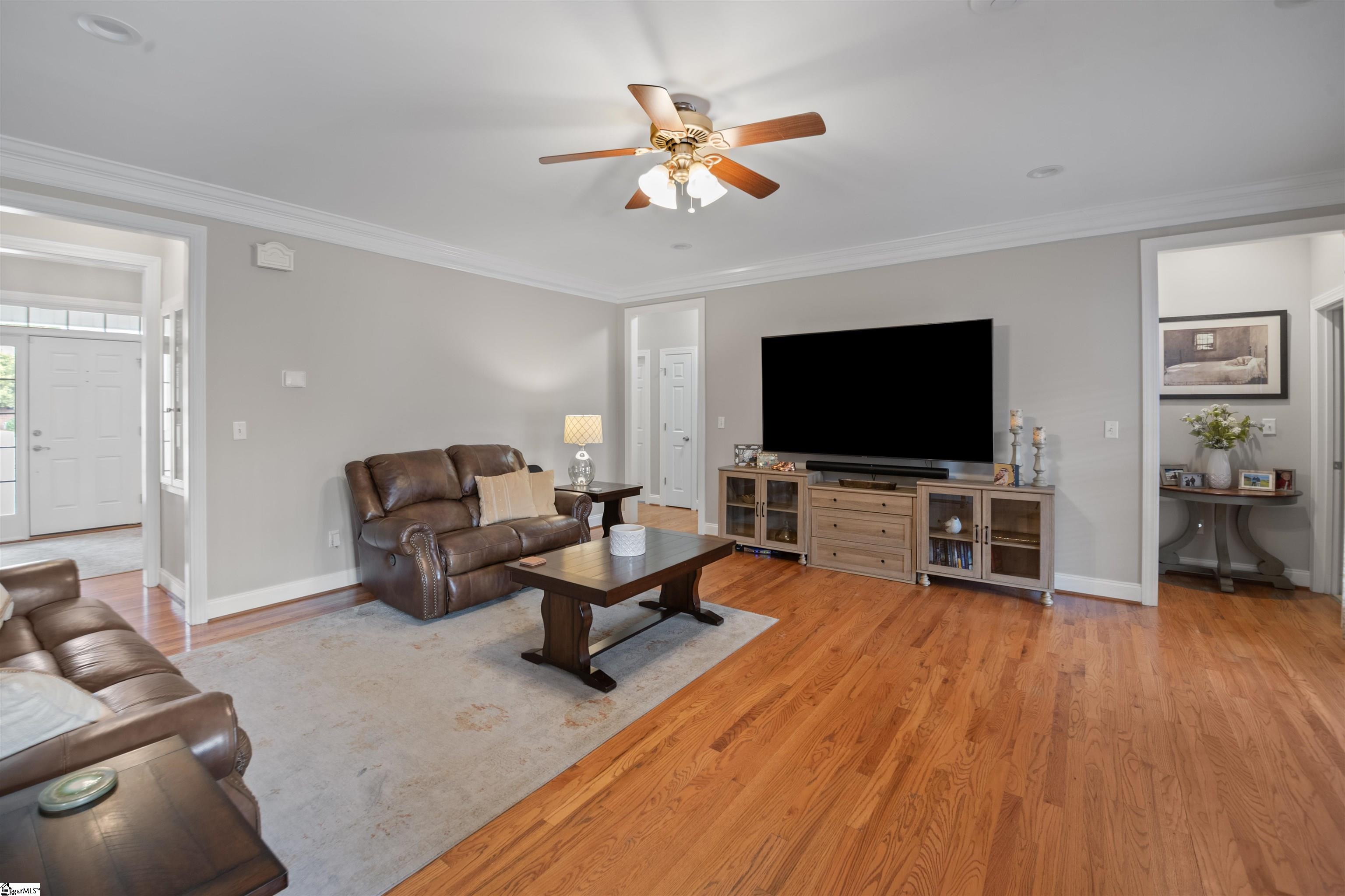 111 Hunting Meadow