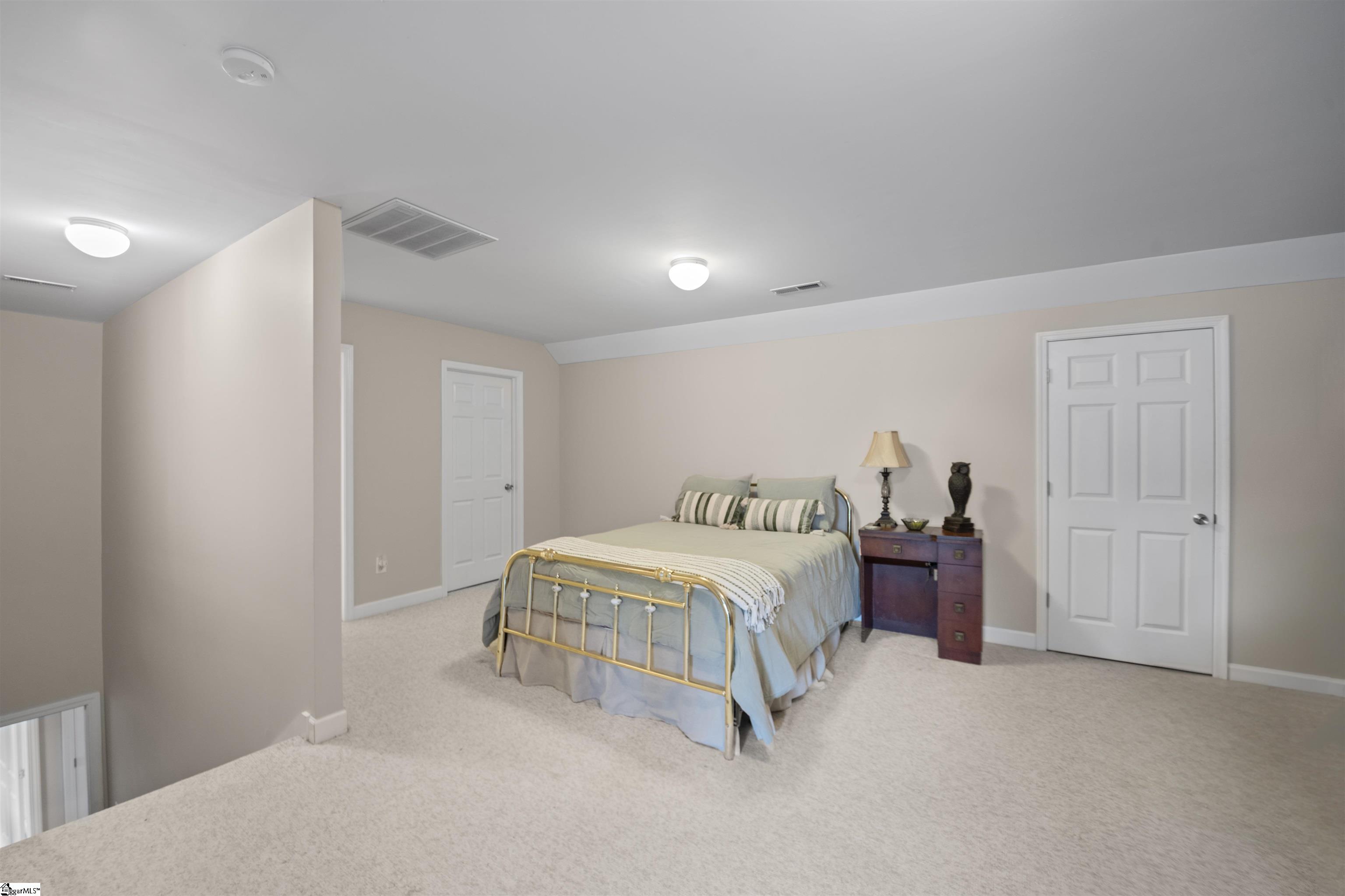111 Hunting Meadow