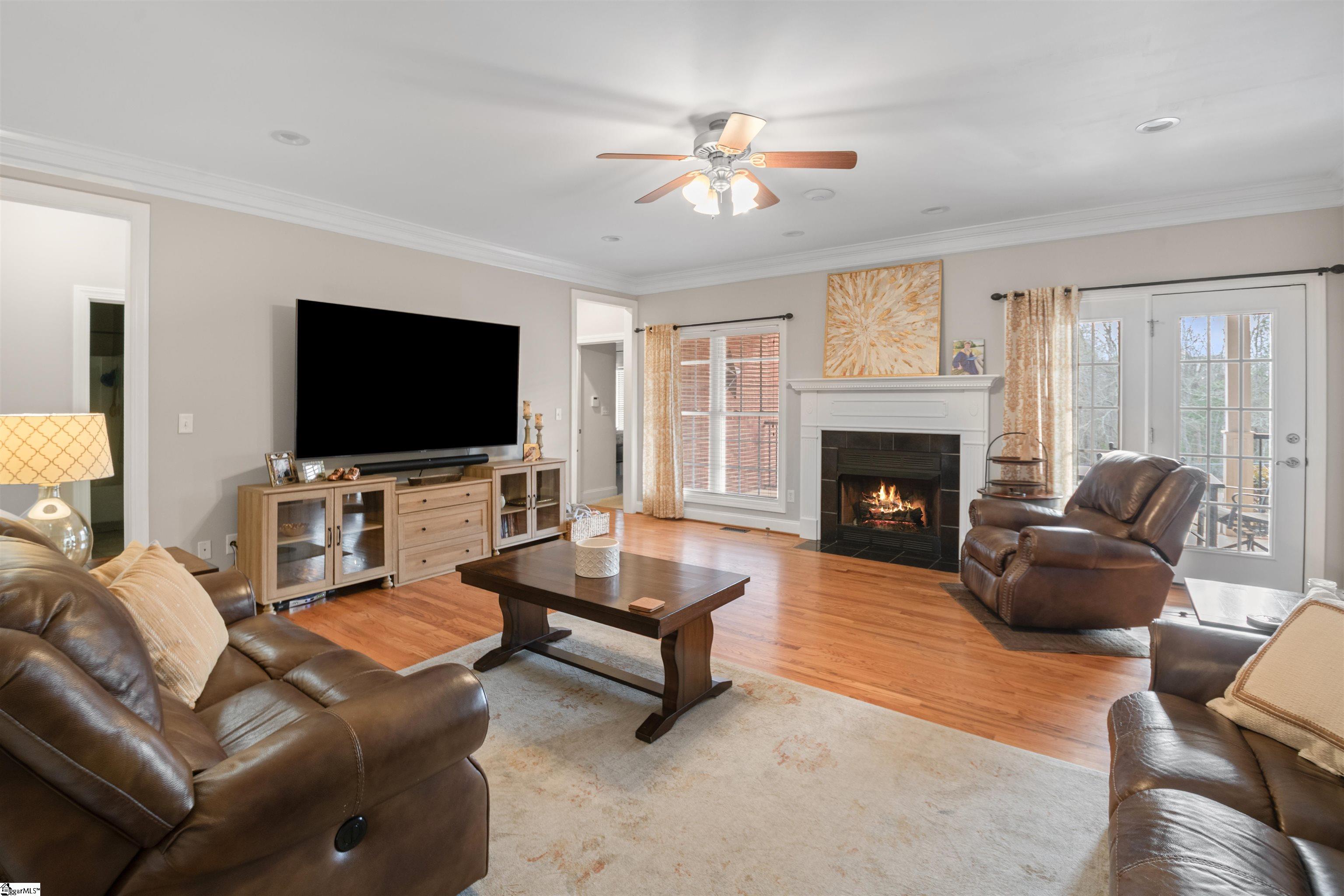 111 Hunting Meadow
