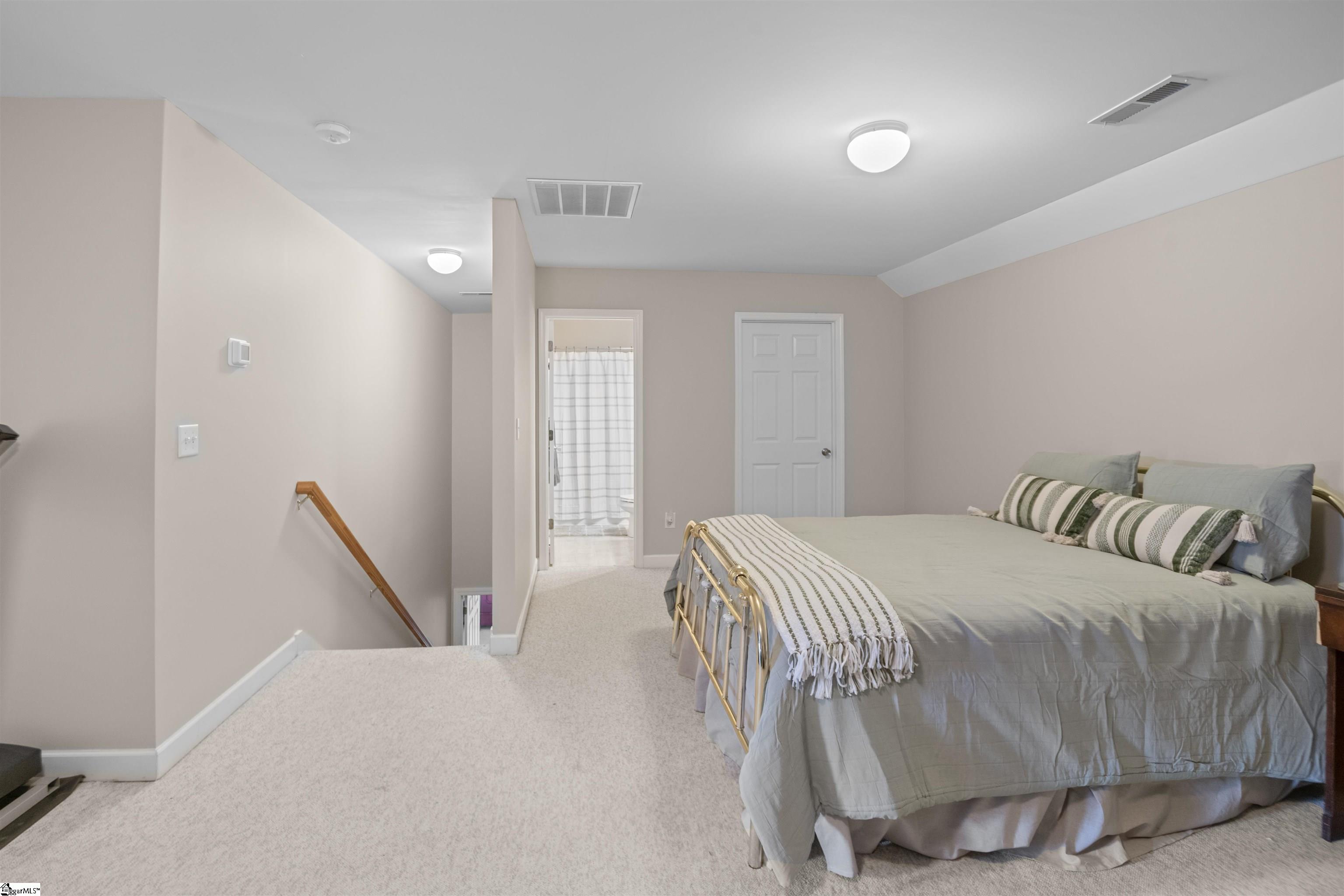111 Hunting Meadow