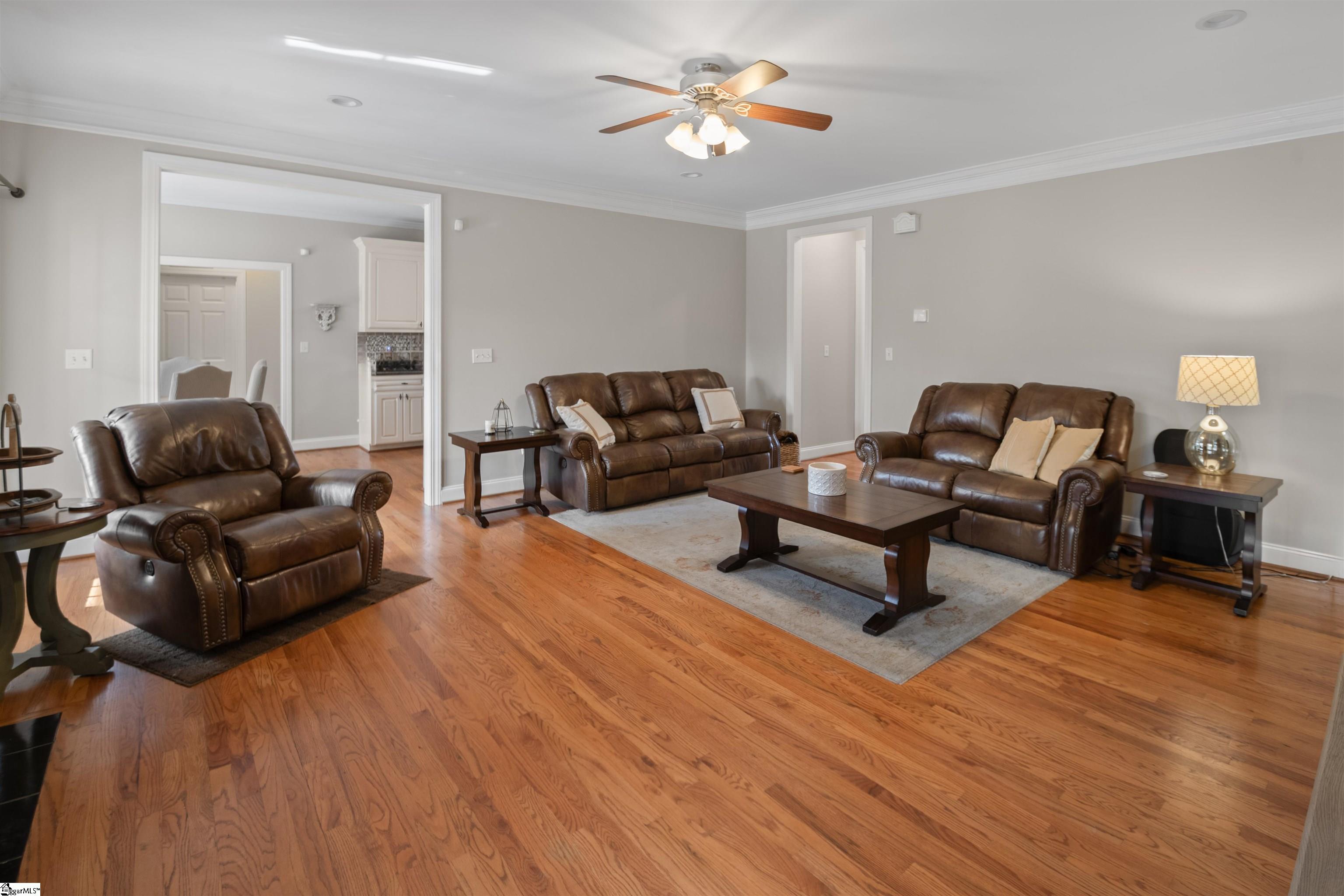 111 Hunting Meadow