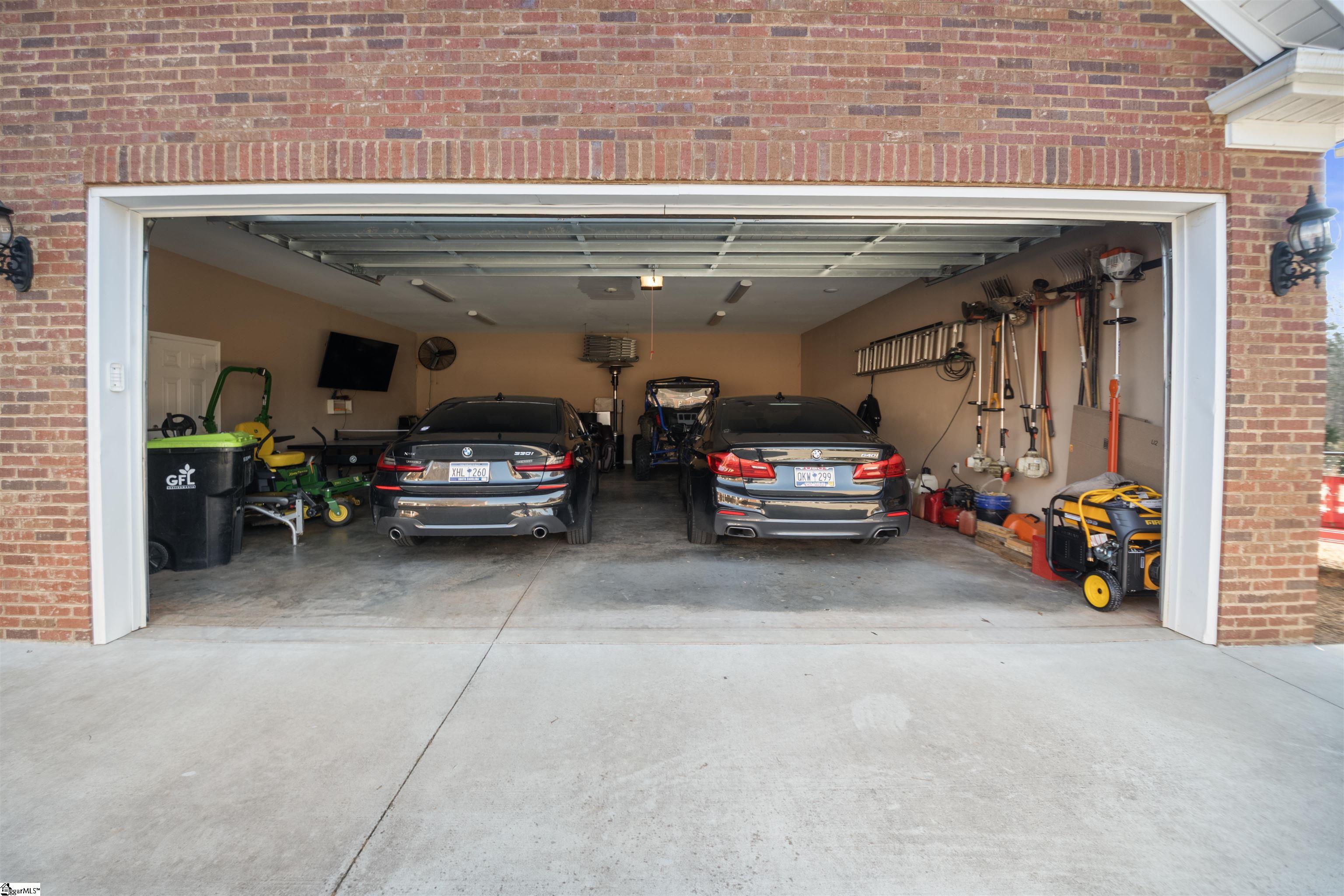 111 Hunting Meadow