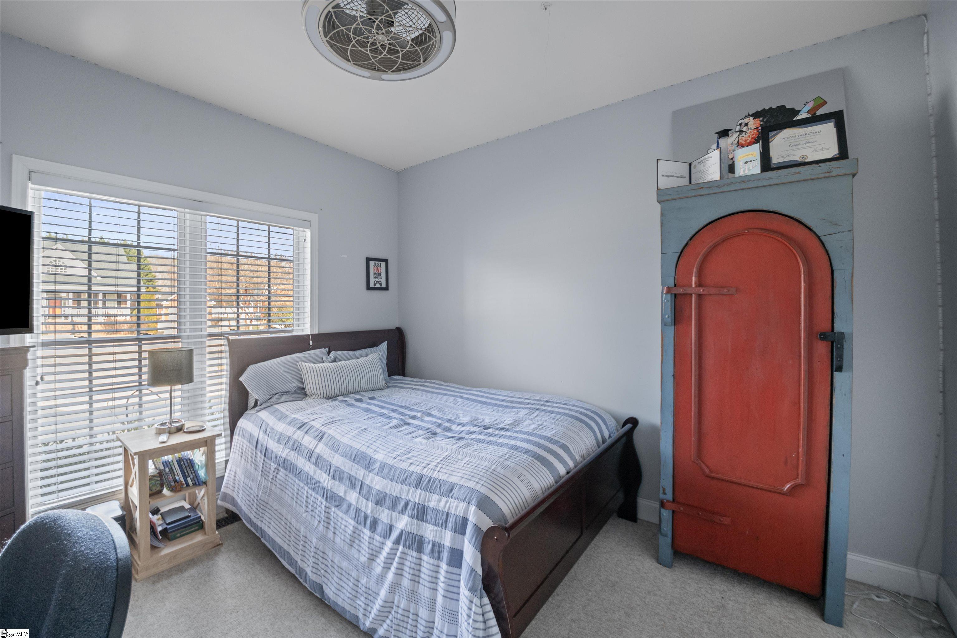 111 Hunting Meadow