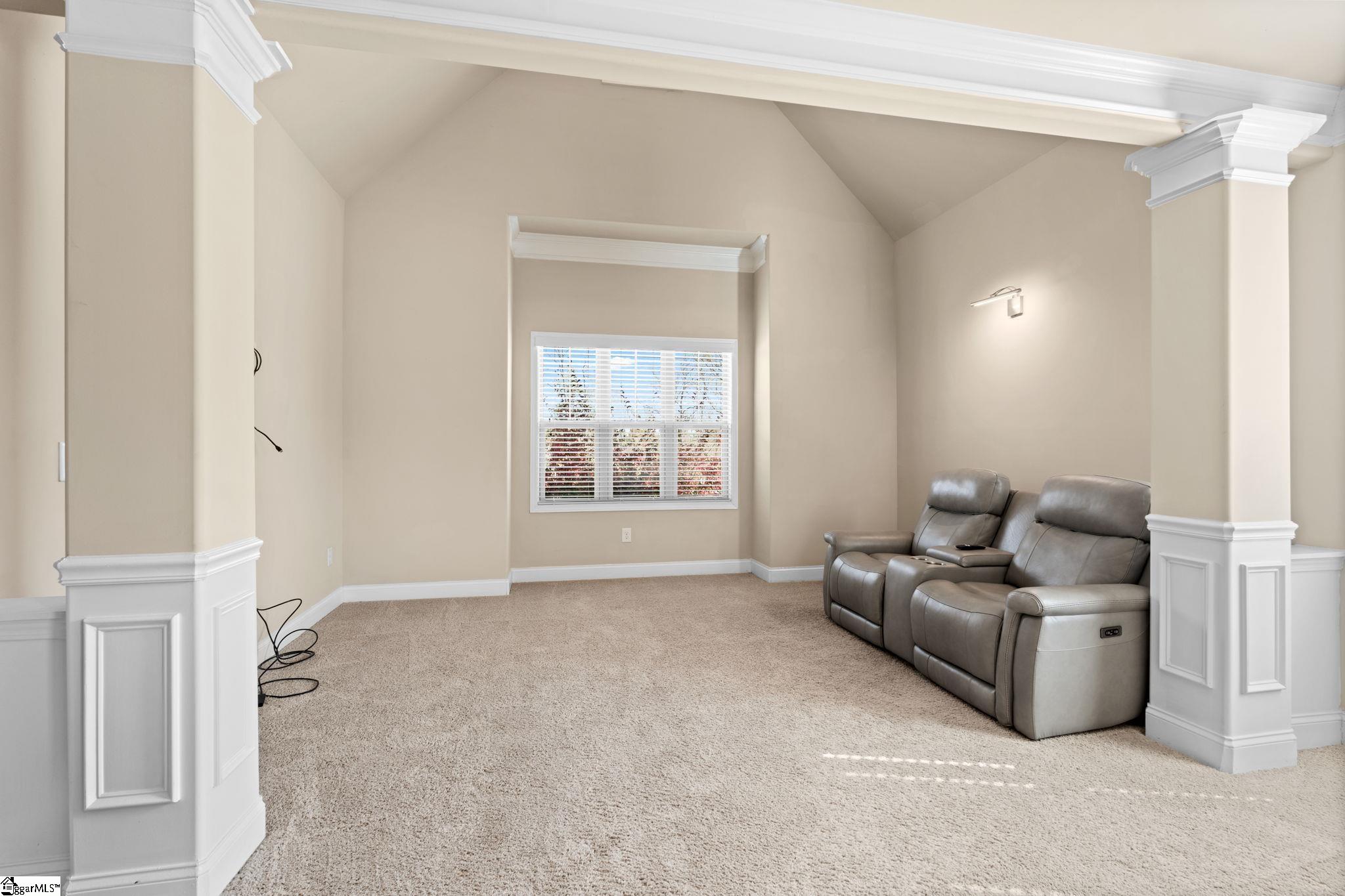112 Ivy Woods Court