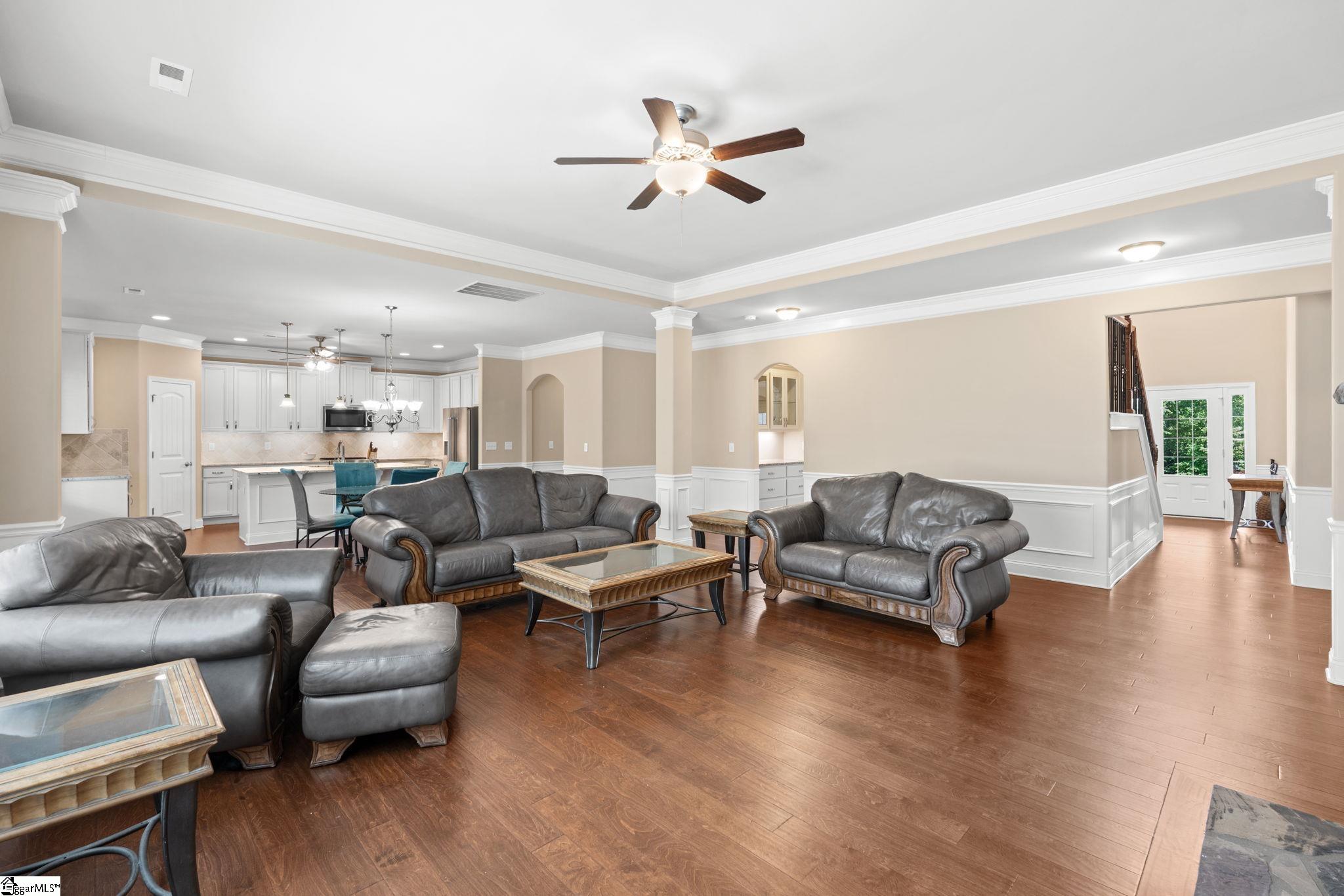 112 Ivy Woods Court