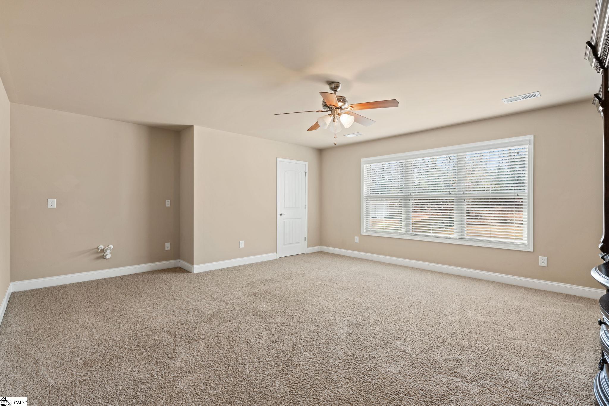 112 Ivy Woods Court
