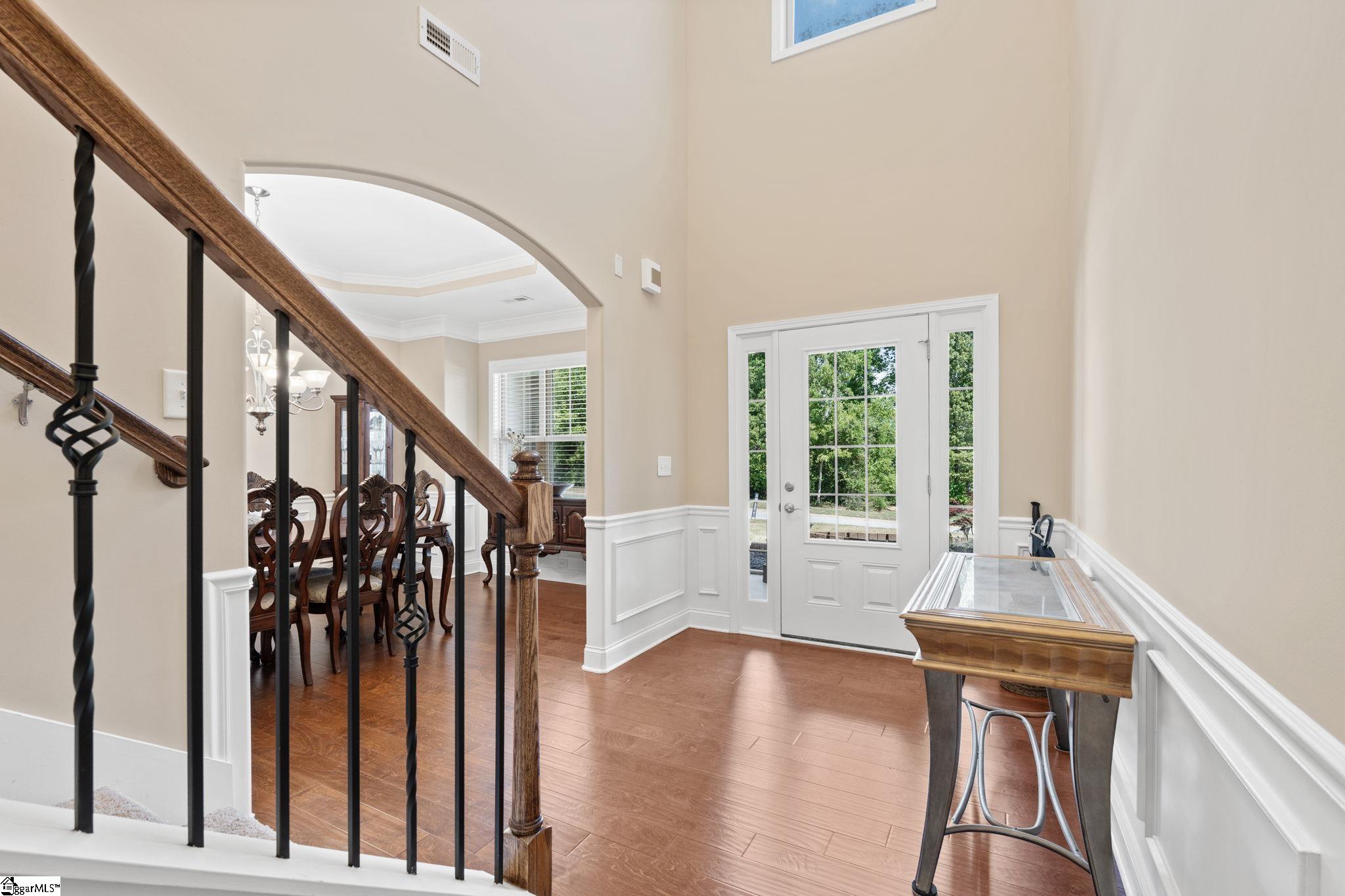 112 Ivy Woods Court