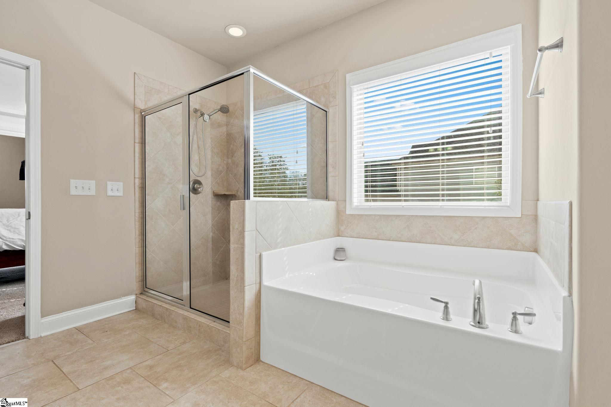 112 Ivy Woods Court