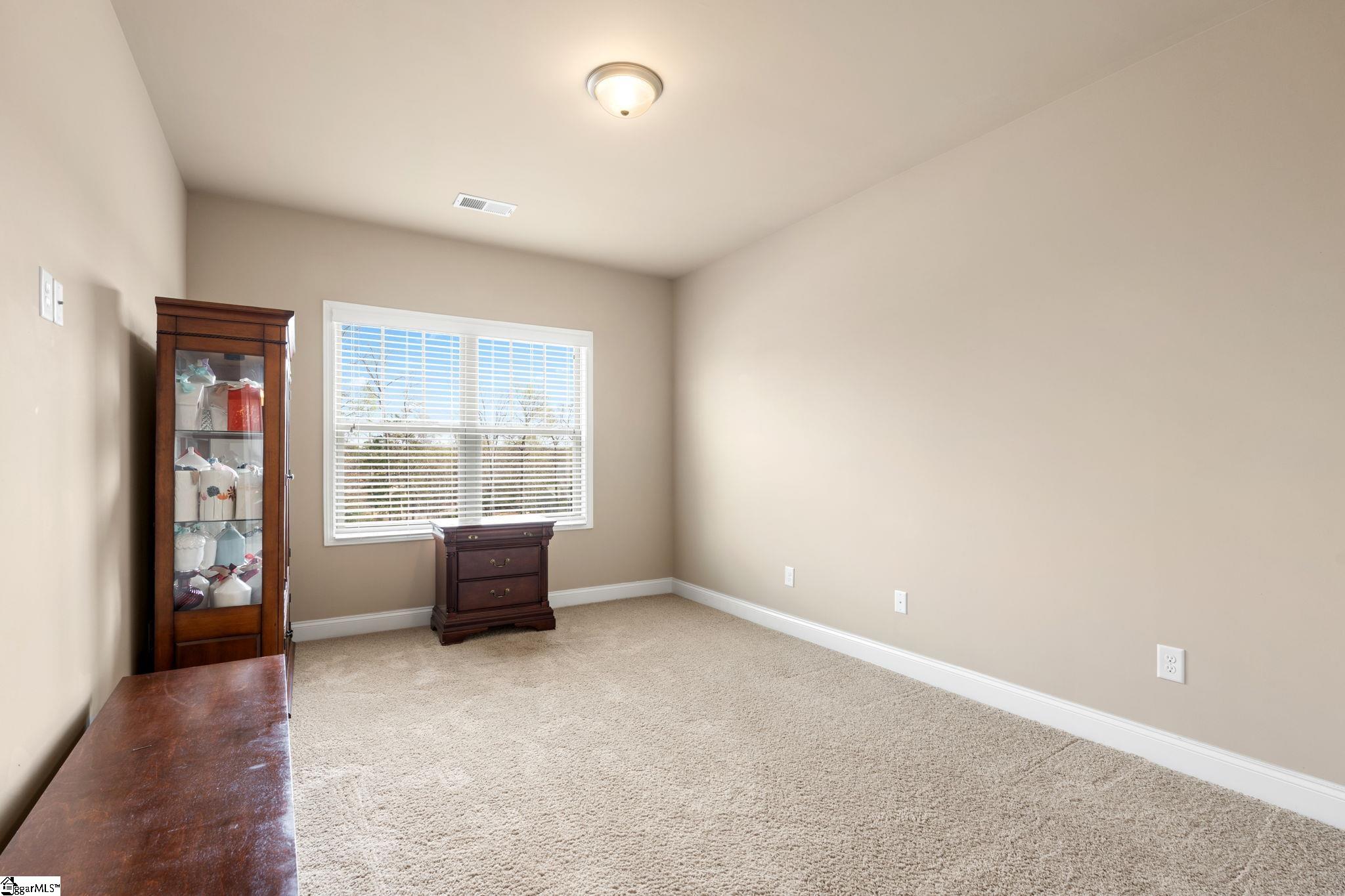112 Ivy Woods Court
