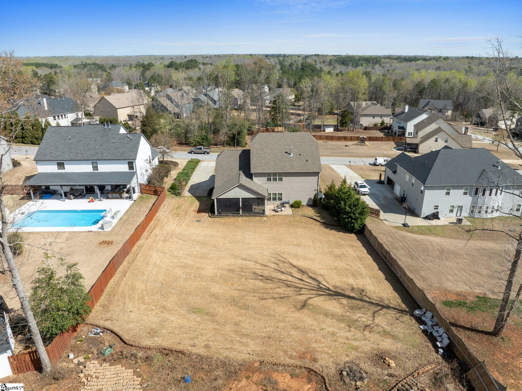 112 Ivy Woods Court