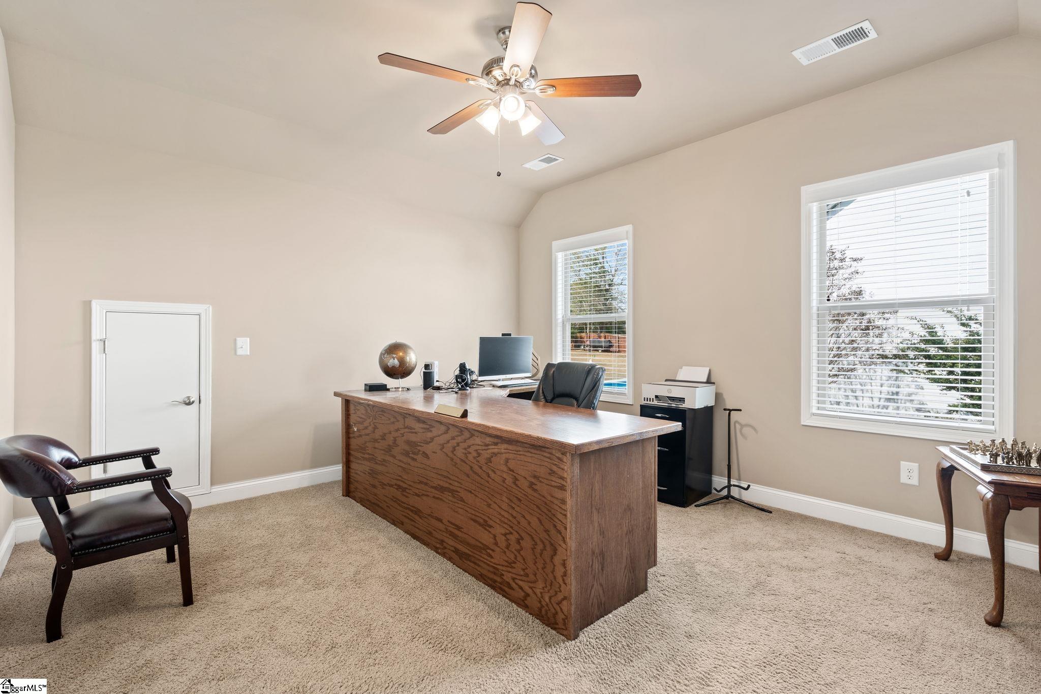 112 Ivy Woods Court