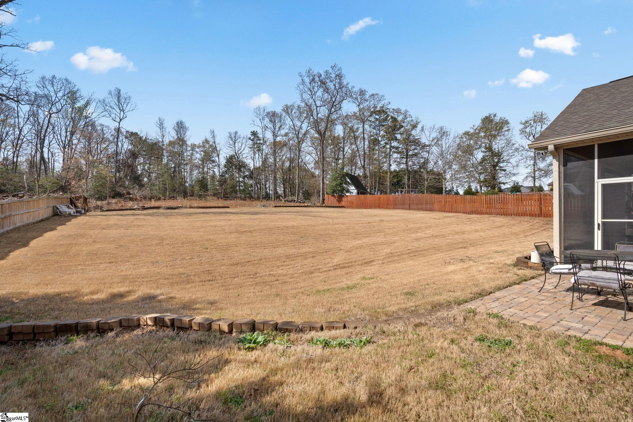 112 Ivy Woods Court