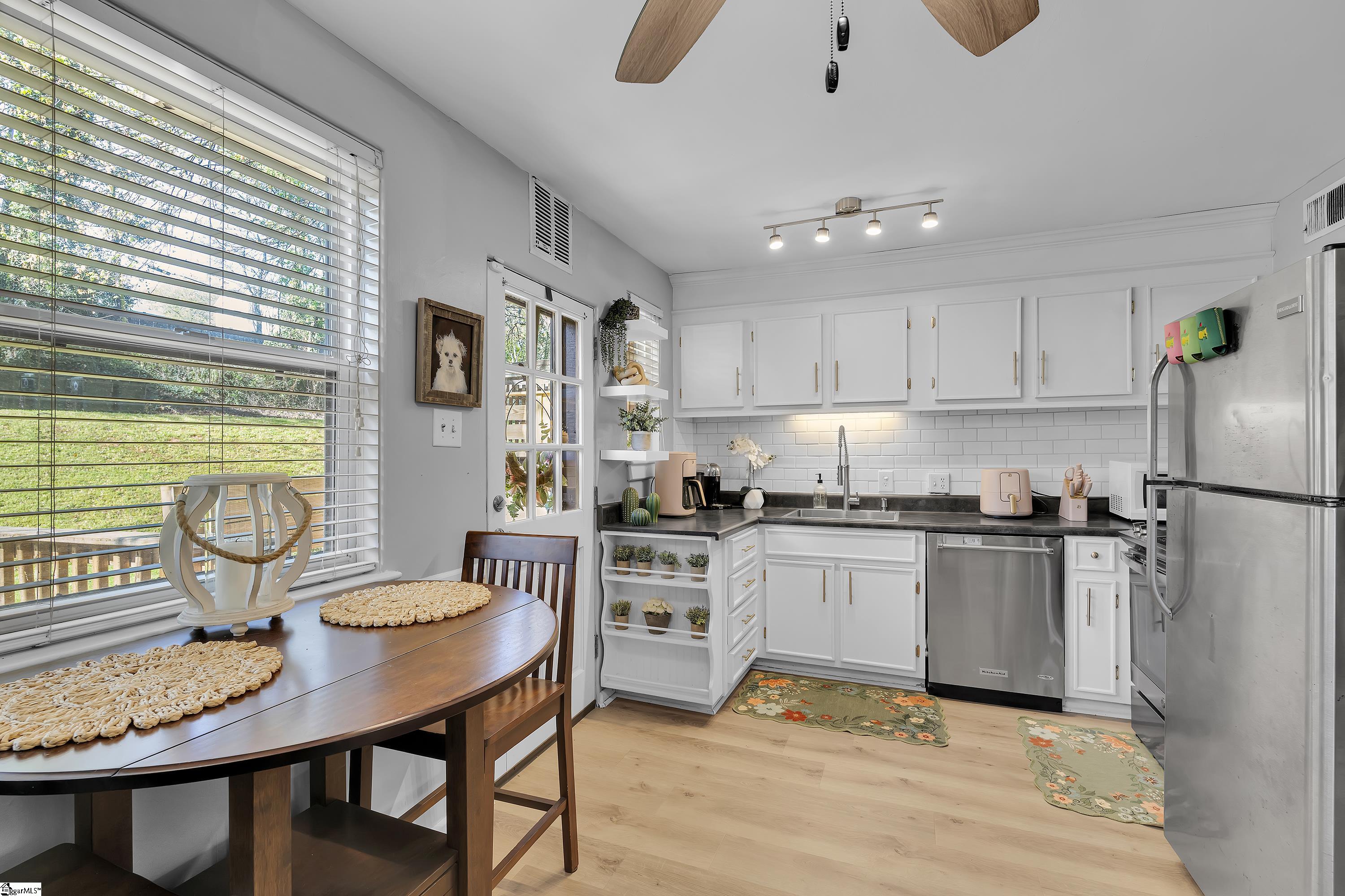 26 Faris Circle