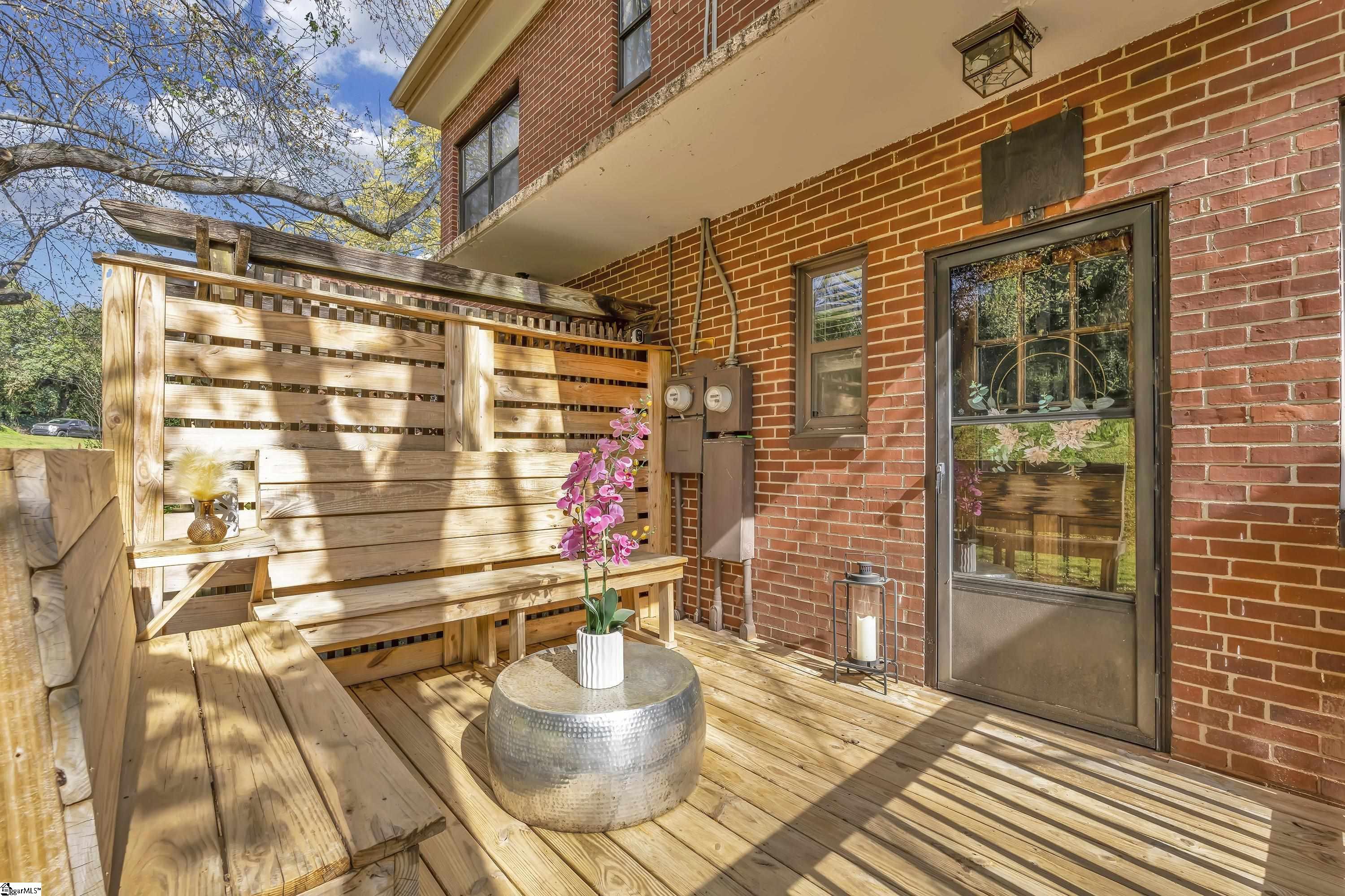 26 Faris Circle