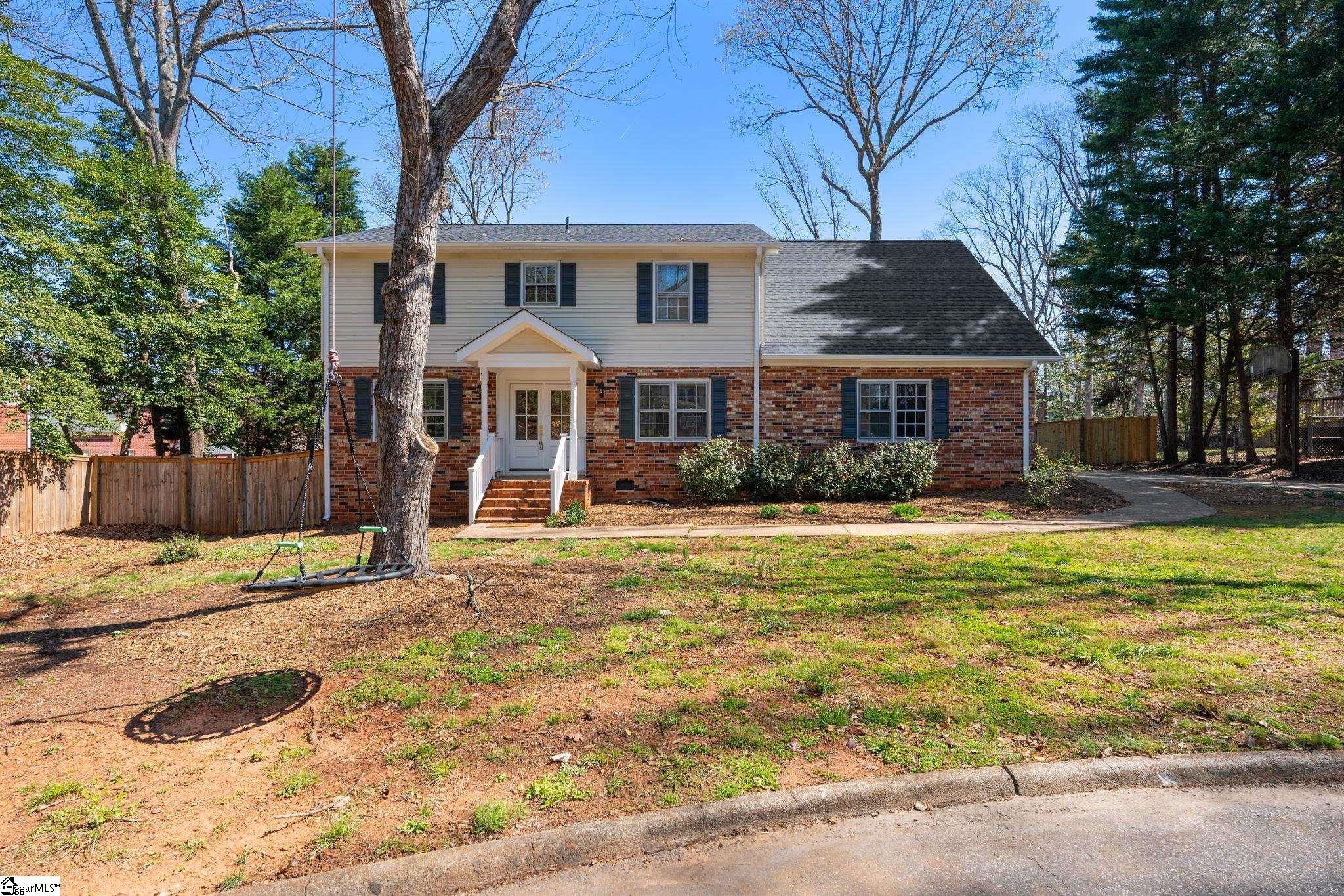 704 Hedgewood Terrace