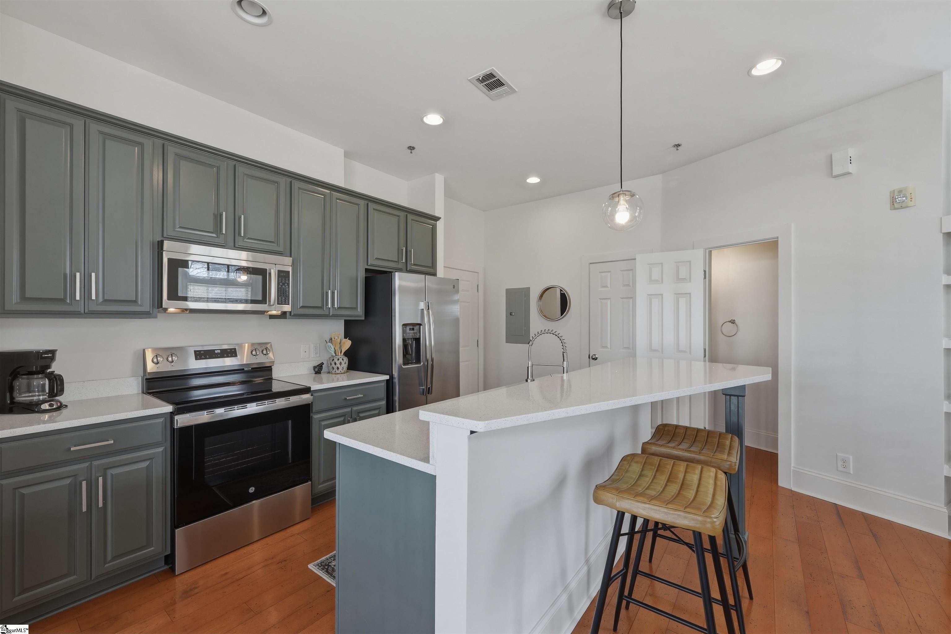 301 Augusta Street Unit 203