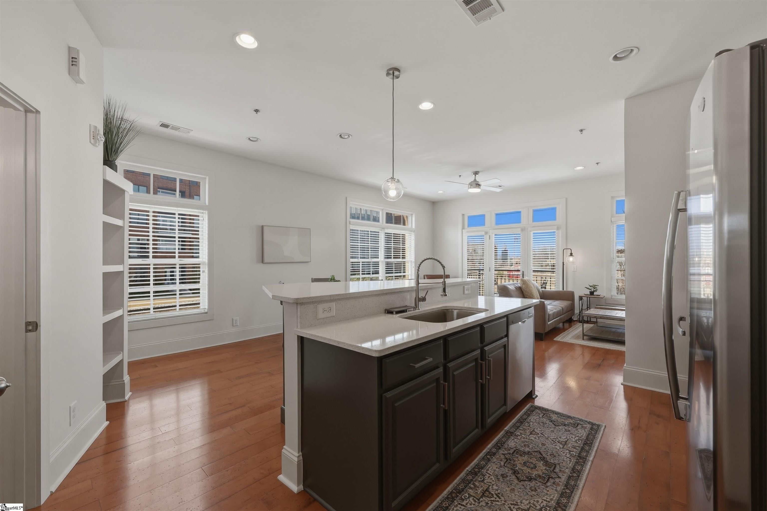 301 Augusta Street Unit 203