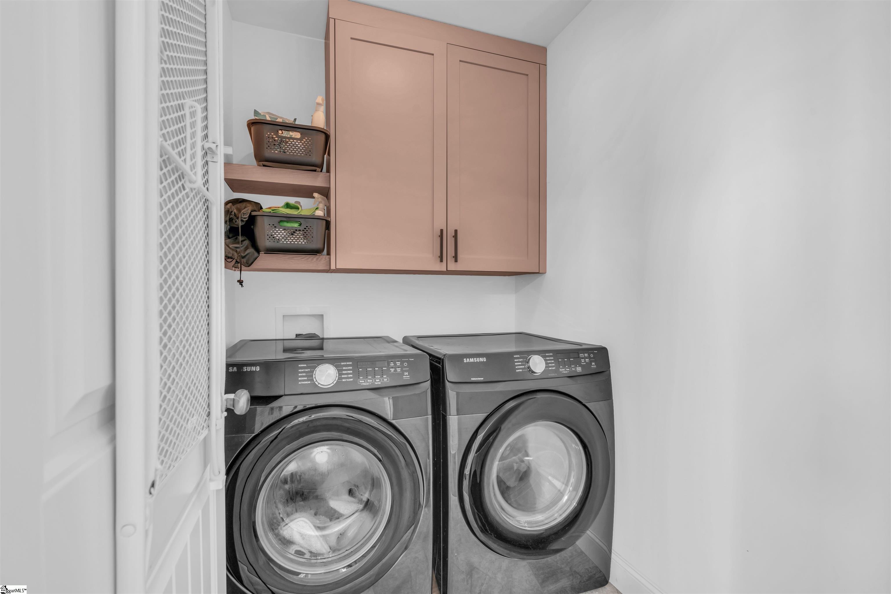 104 Timber Glen Place