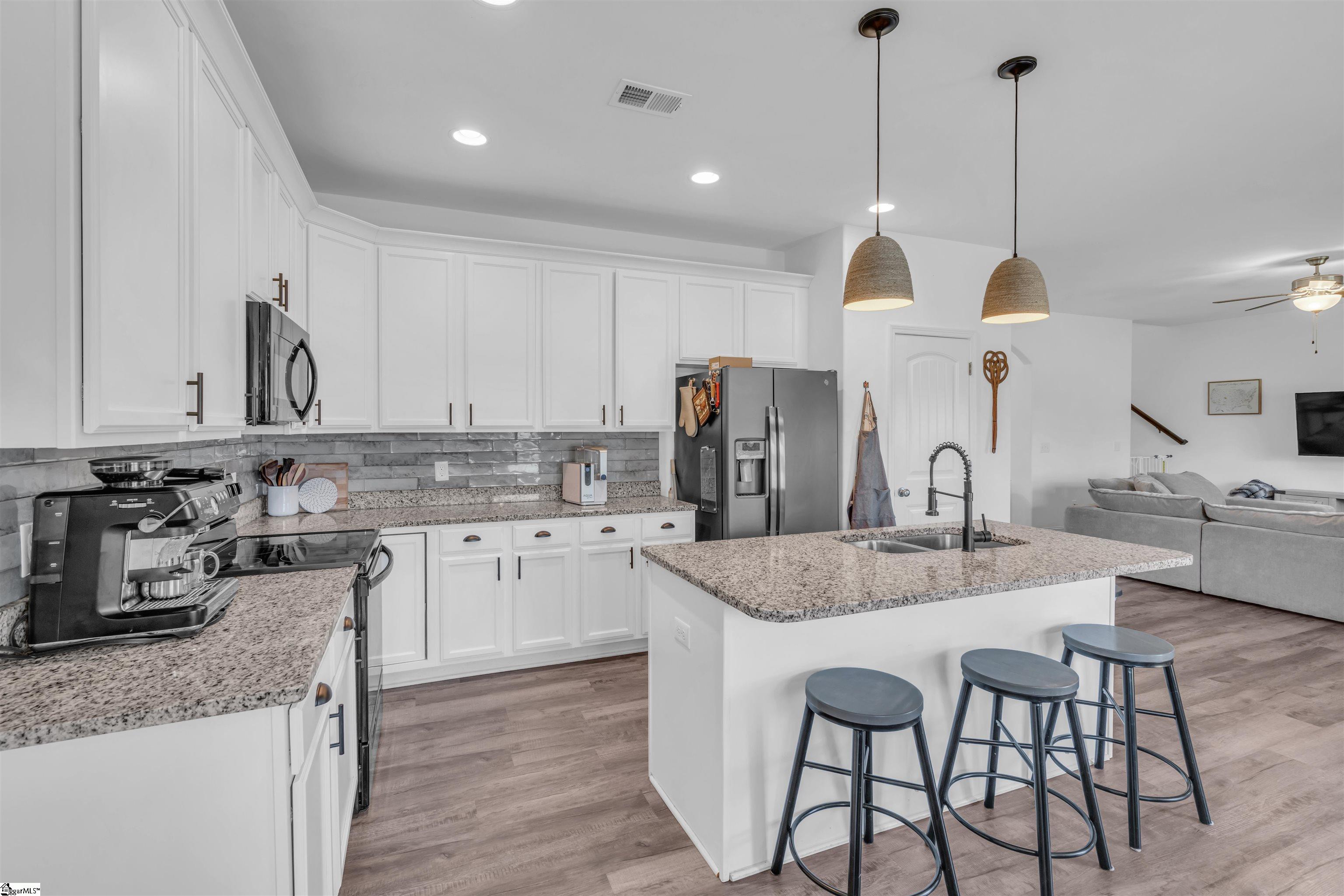 104 Timber Glen Place