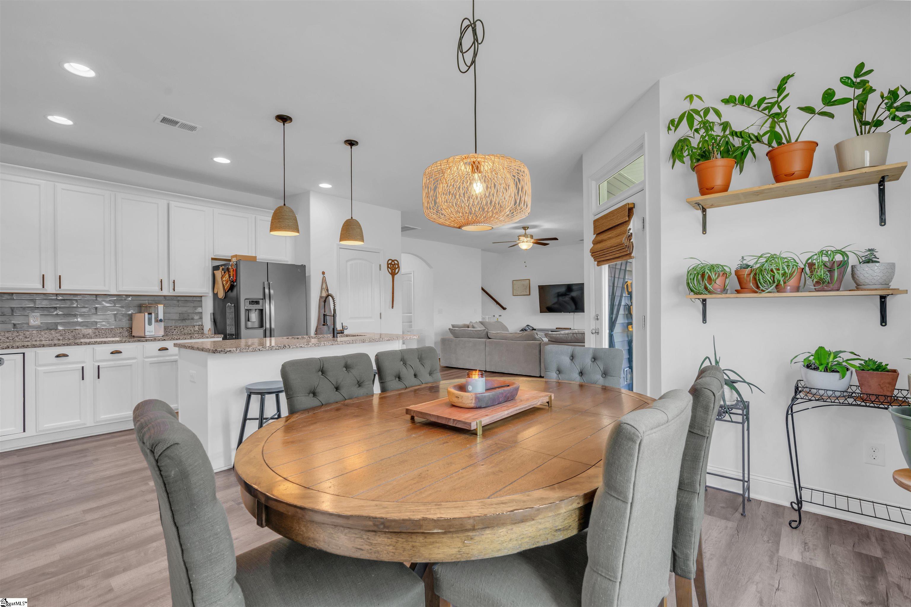 104 Timber Glen Place