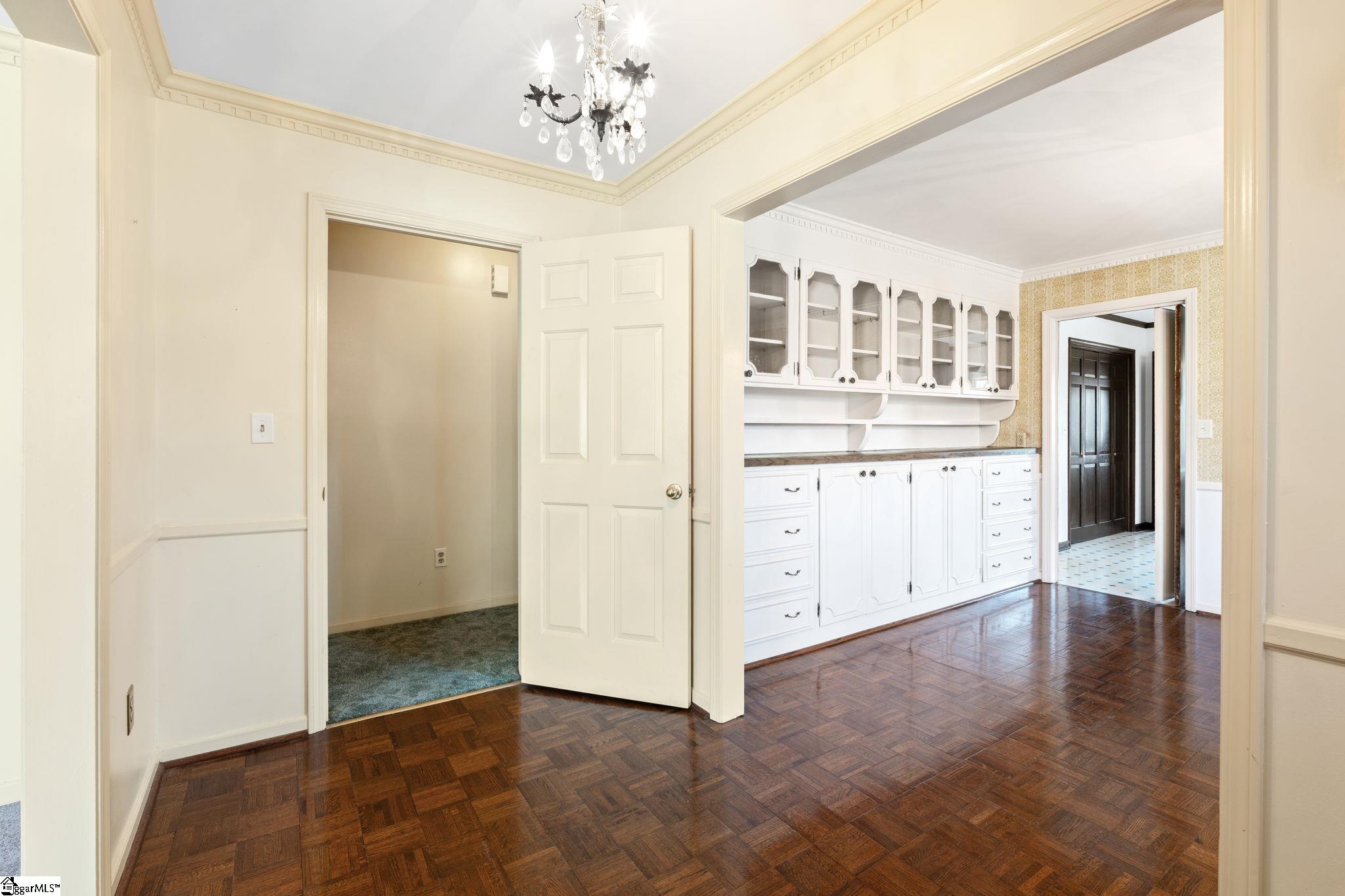 106 Whitestone Avenue