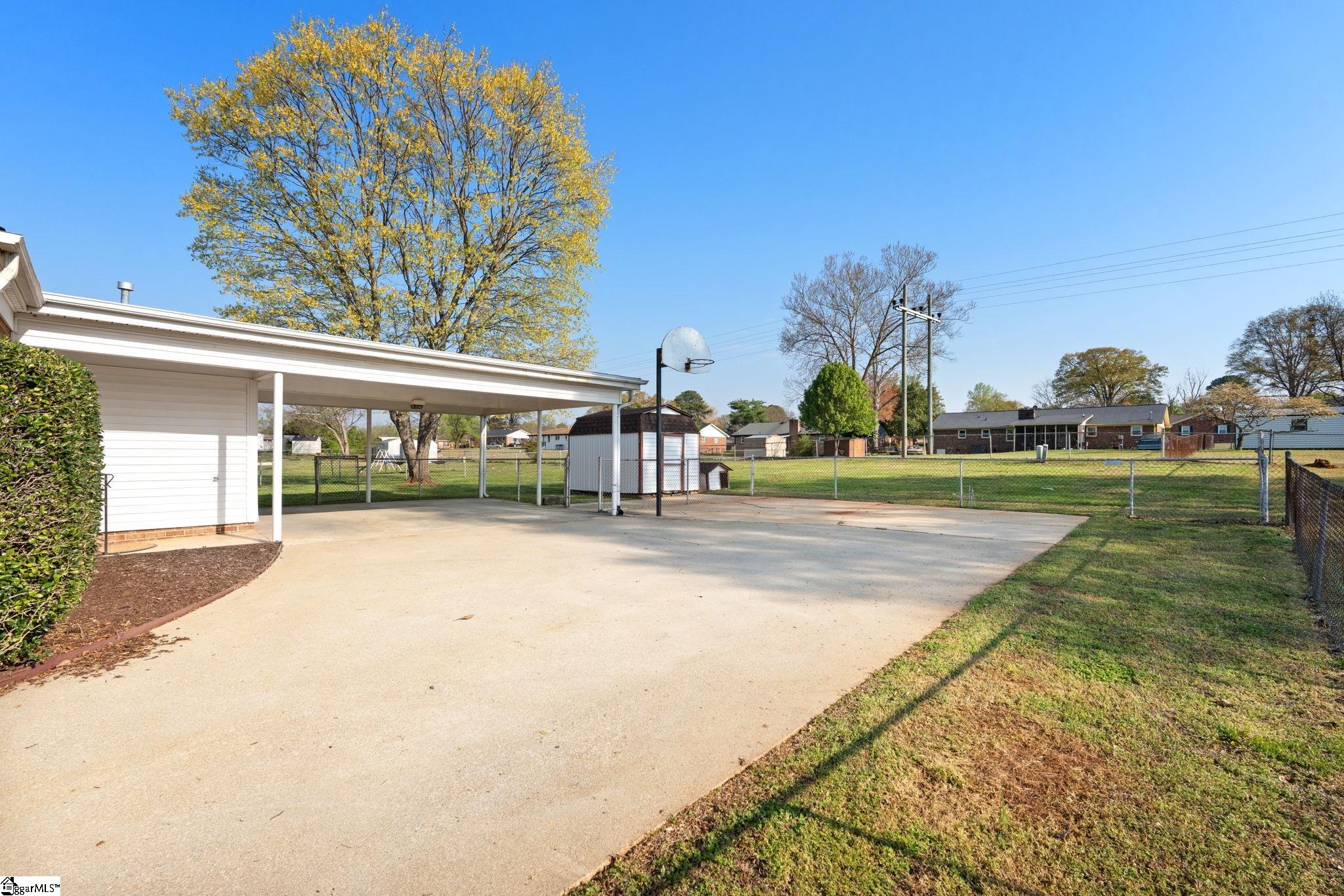 106 Whitestone Avenue