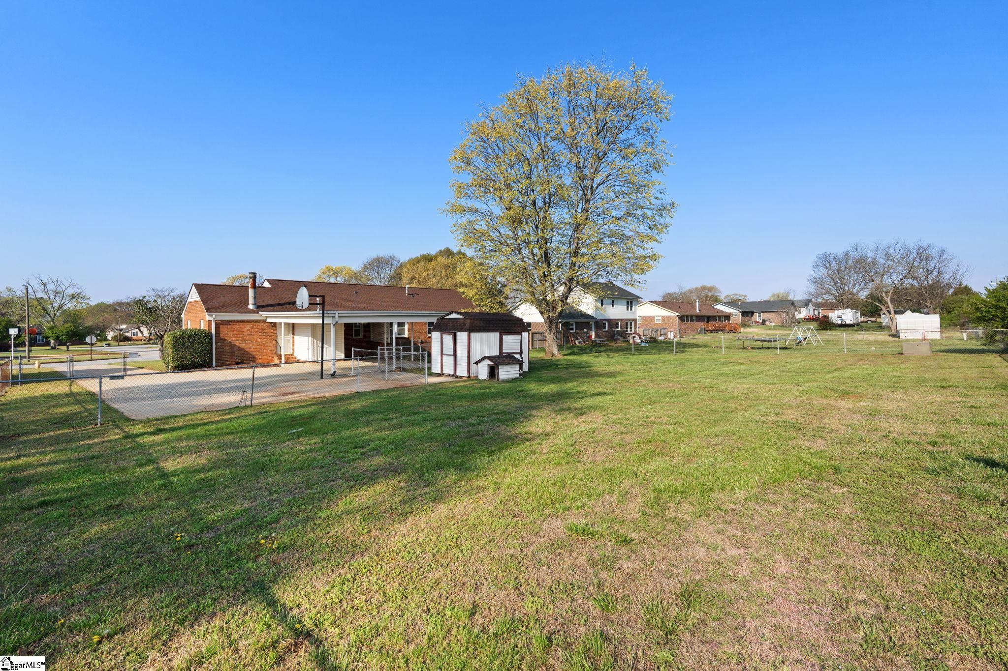 106 Whitestone Avenue