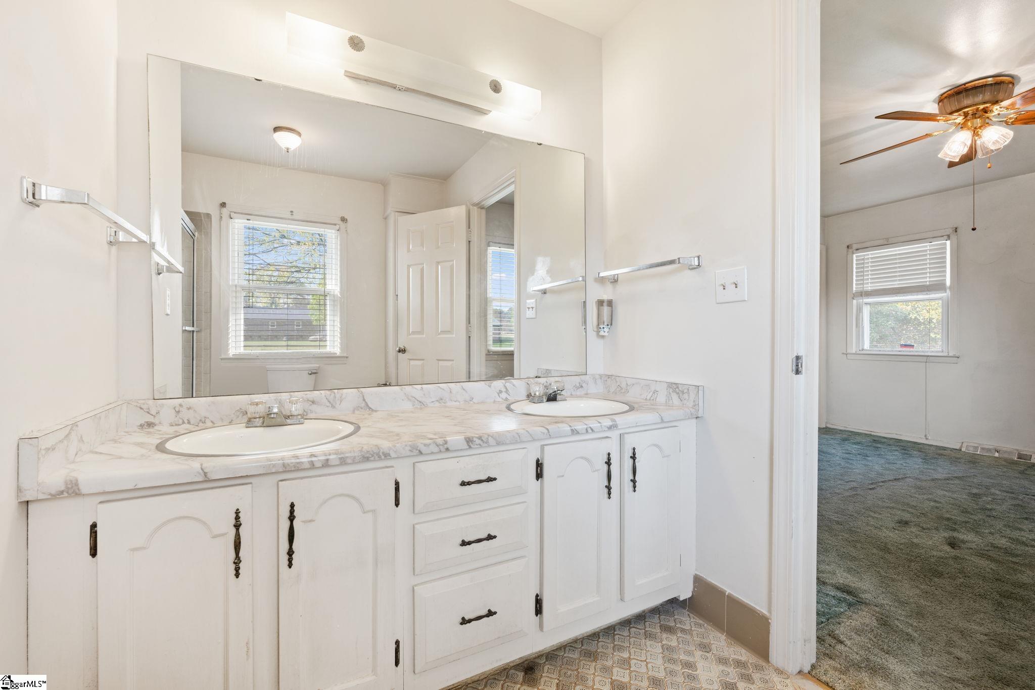 106 Whitestone Avenue