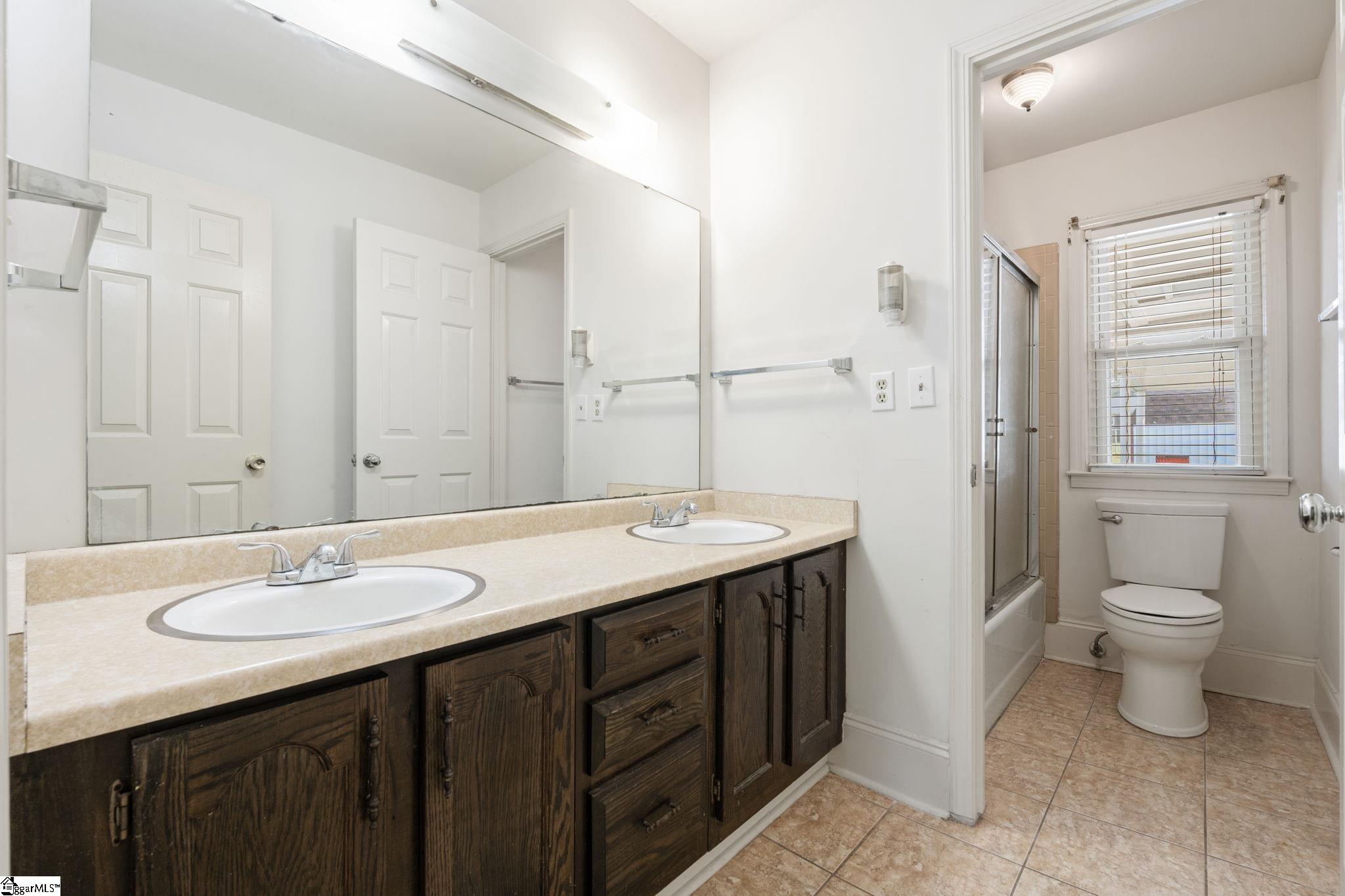 106 Whitestone Avenue