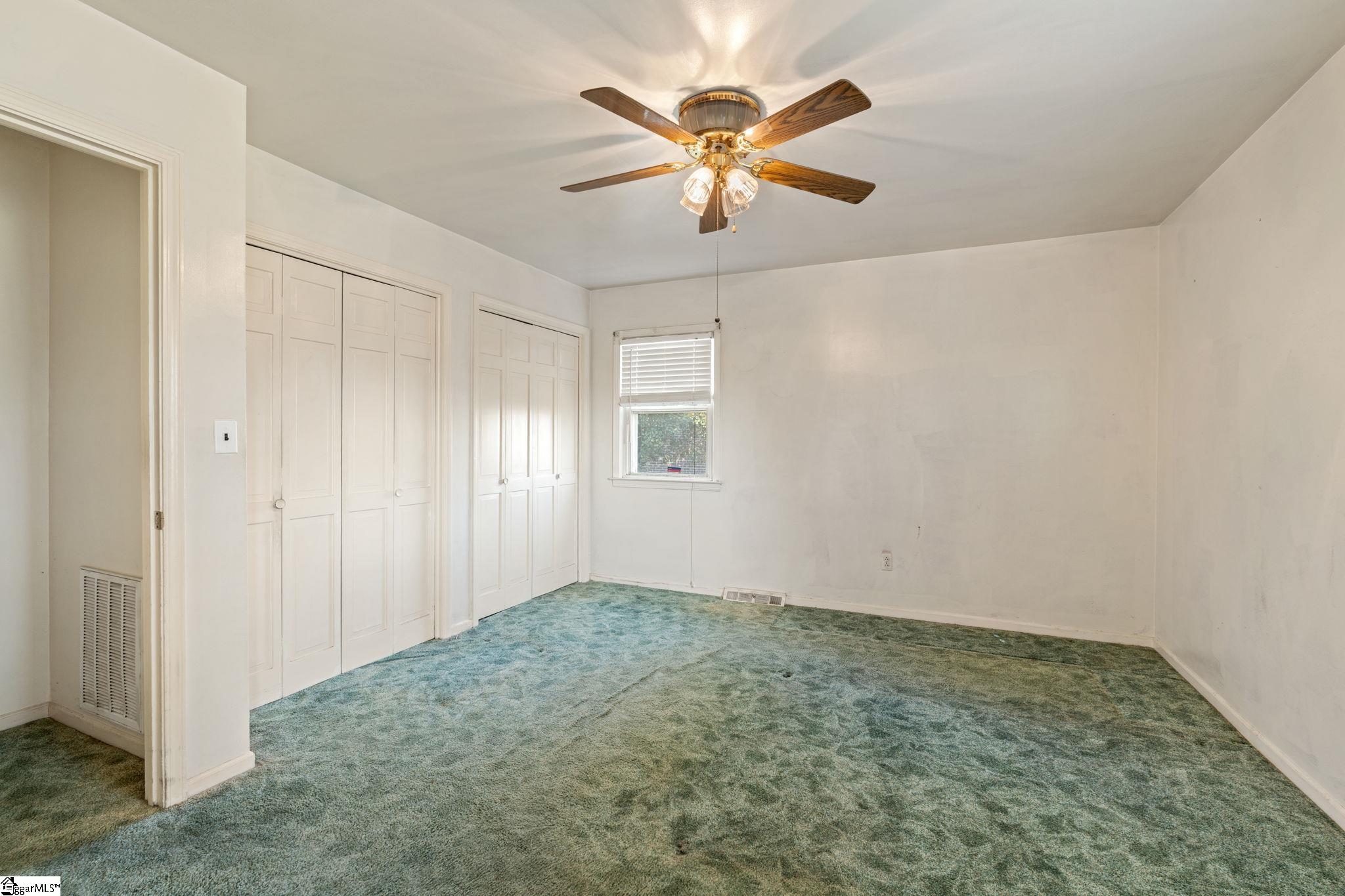 106 Whitestone Avenue