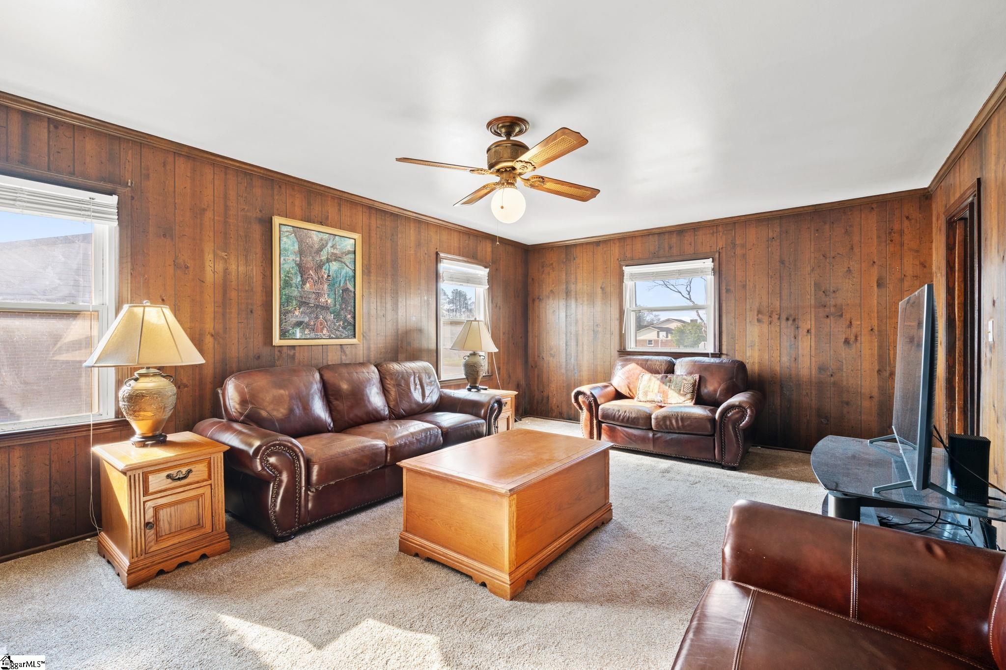 106 Whitestone Avenue