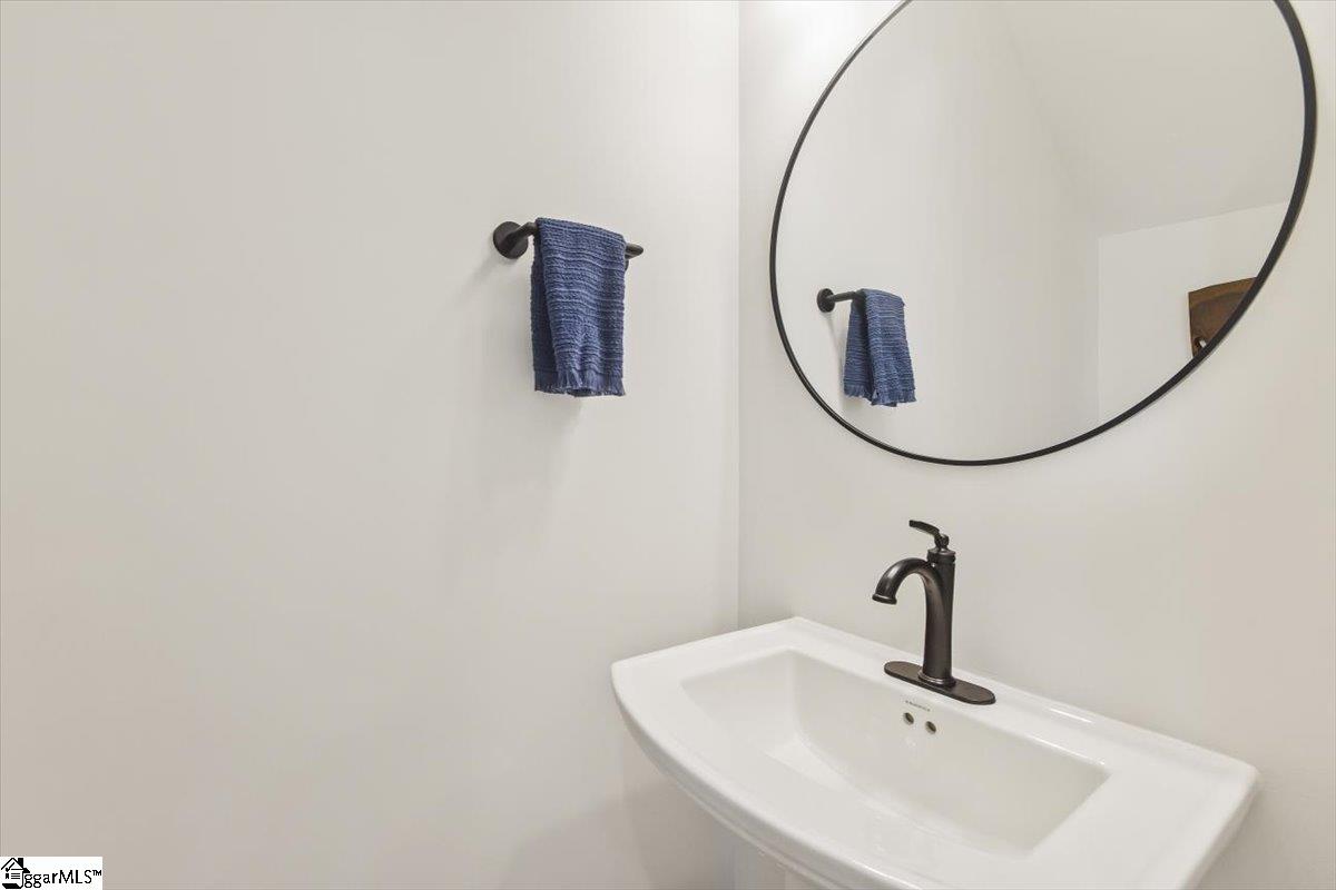 9 Hawthorne Lane Unit 105