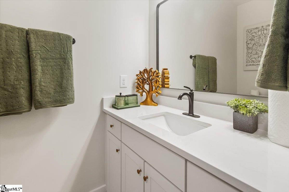 9 Hawthorne Lane Unit 105