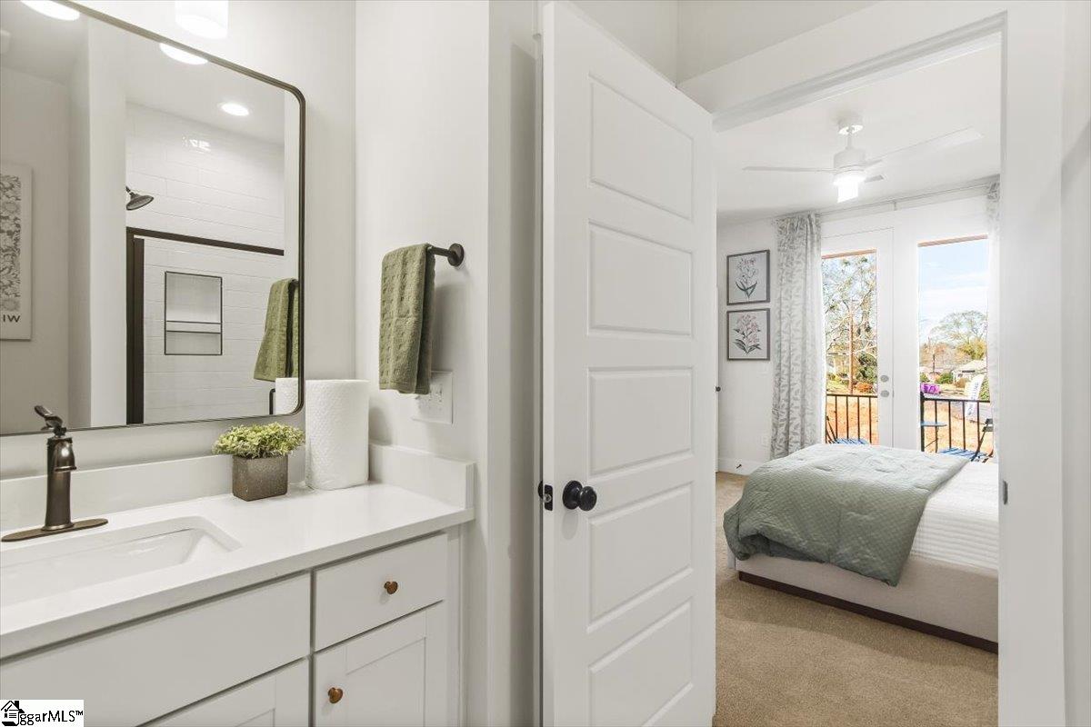 9 Hawthorne Lane Unit 105