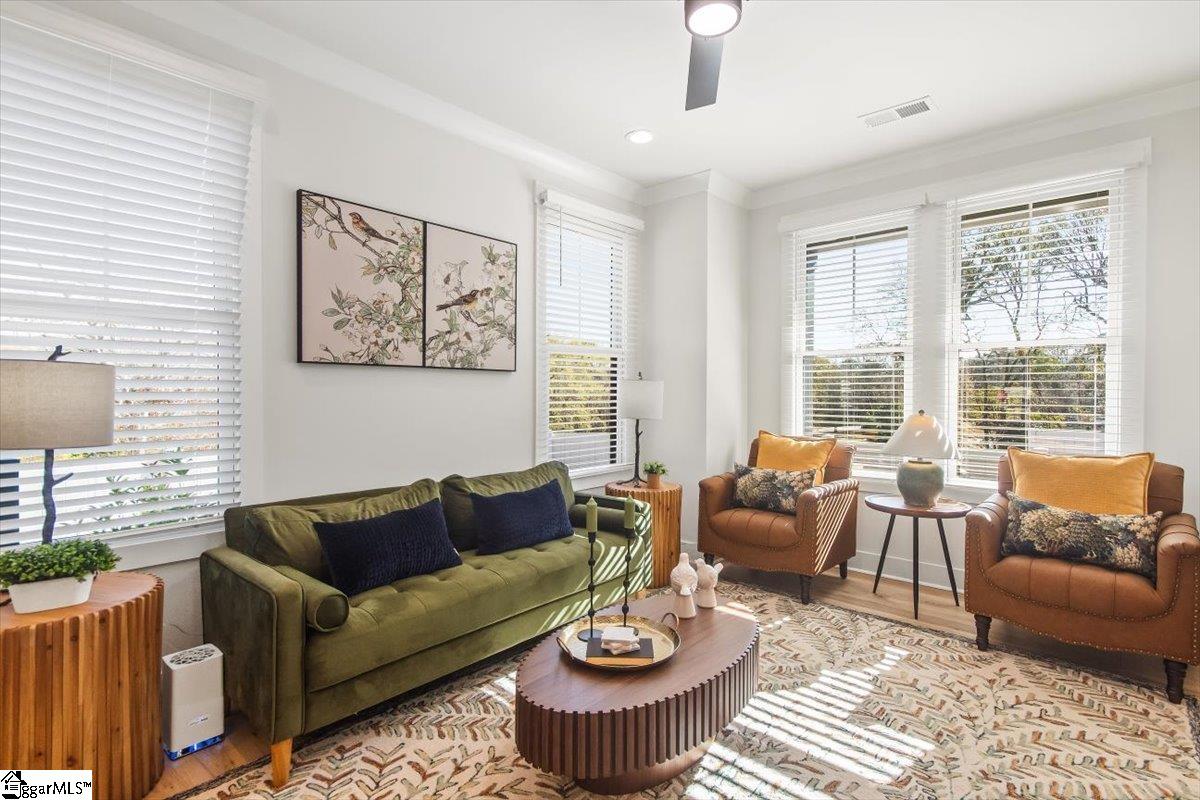 9 Hawthorne Lane Unit 105
