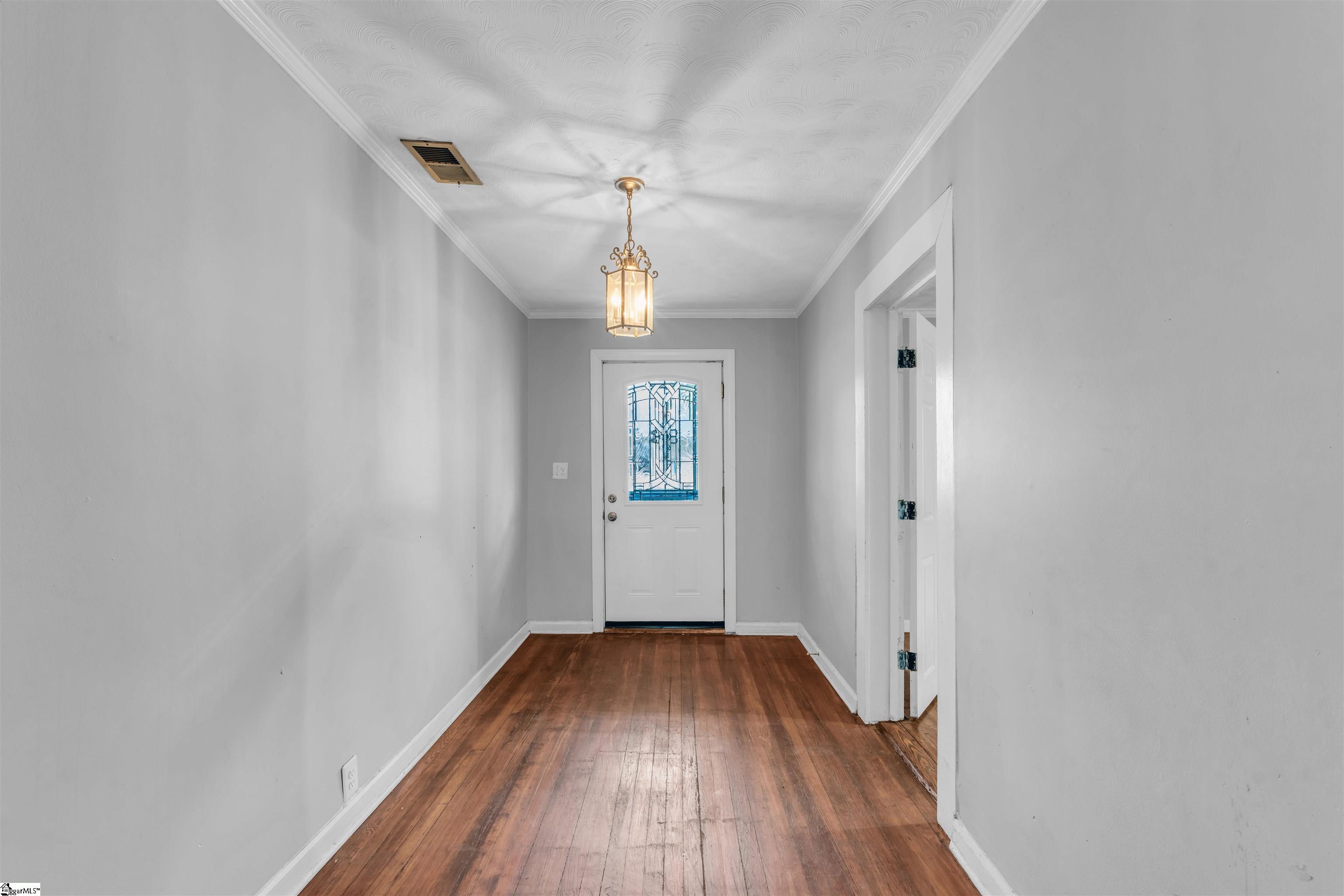521 Perry Avenue