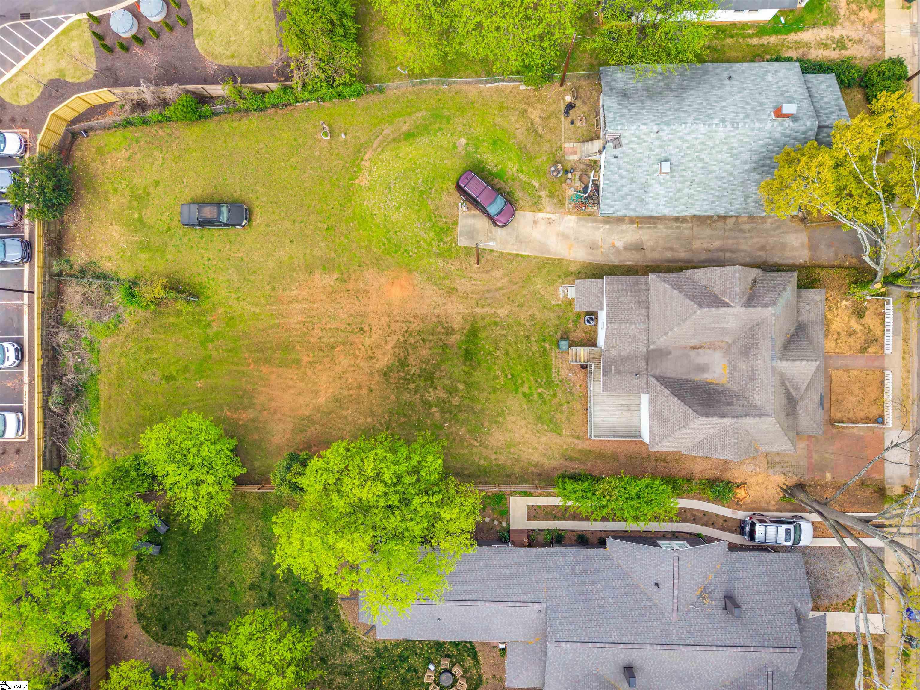 521 Perry Avenue