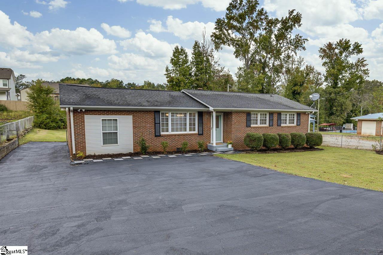 15 Strawberry Drive