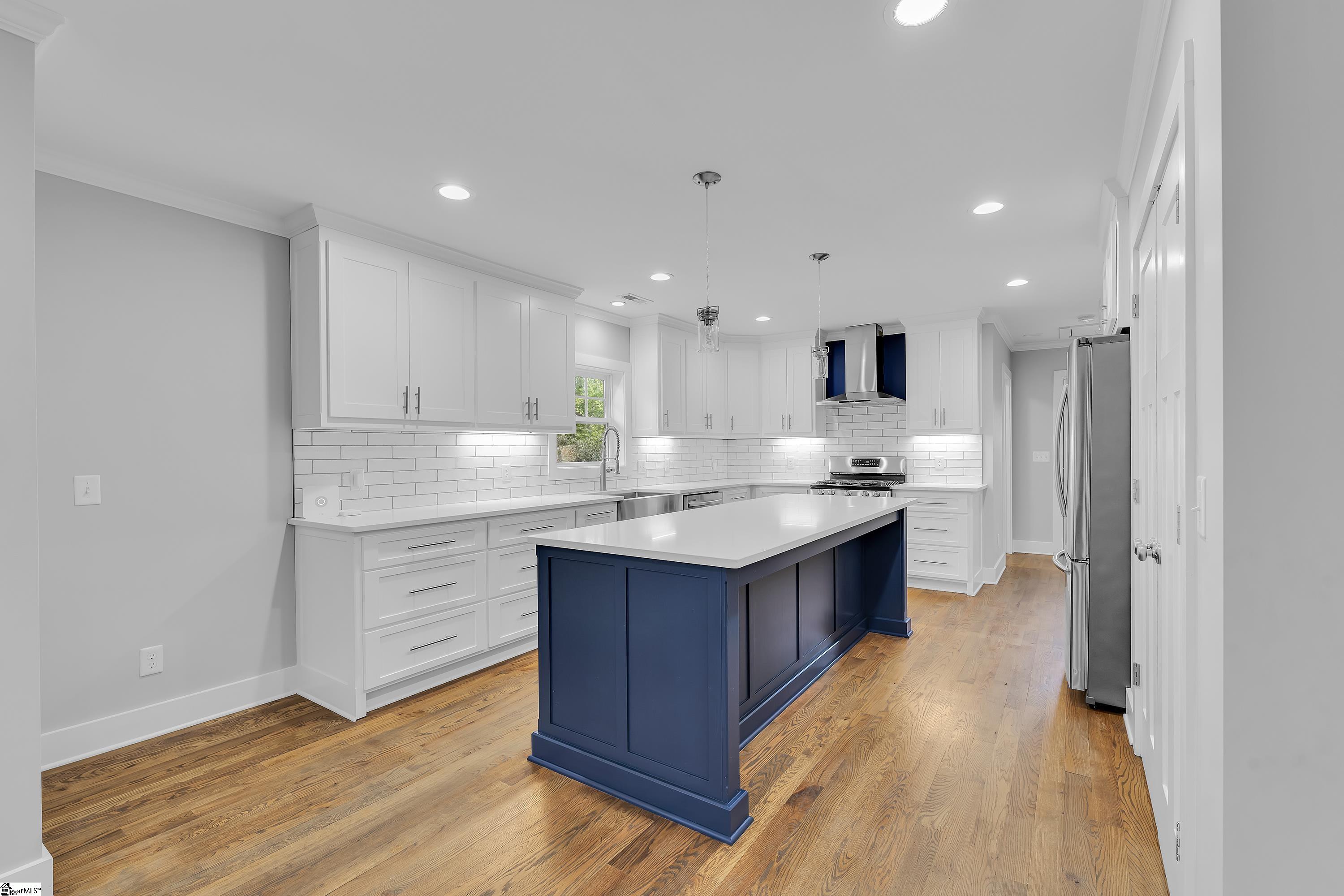 100 Donnybrook Avenue