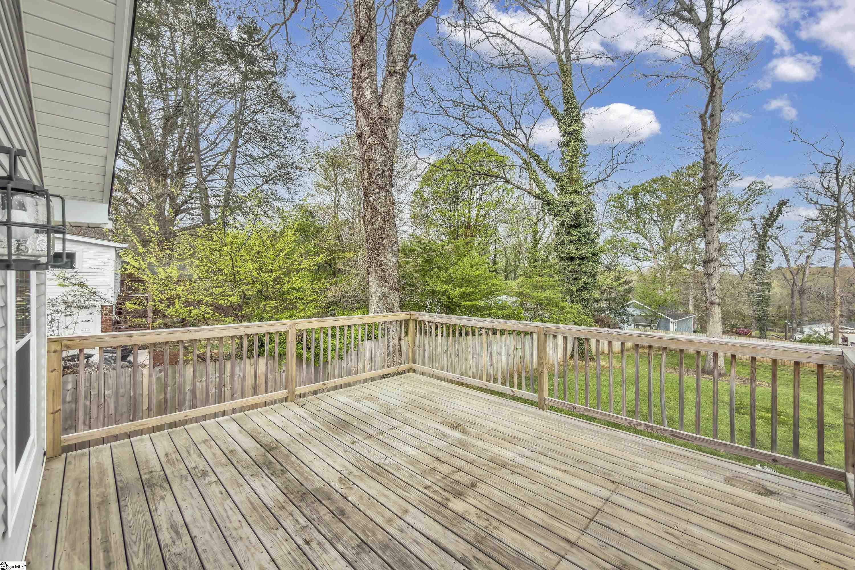 100 Donnybrook Avenue