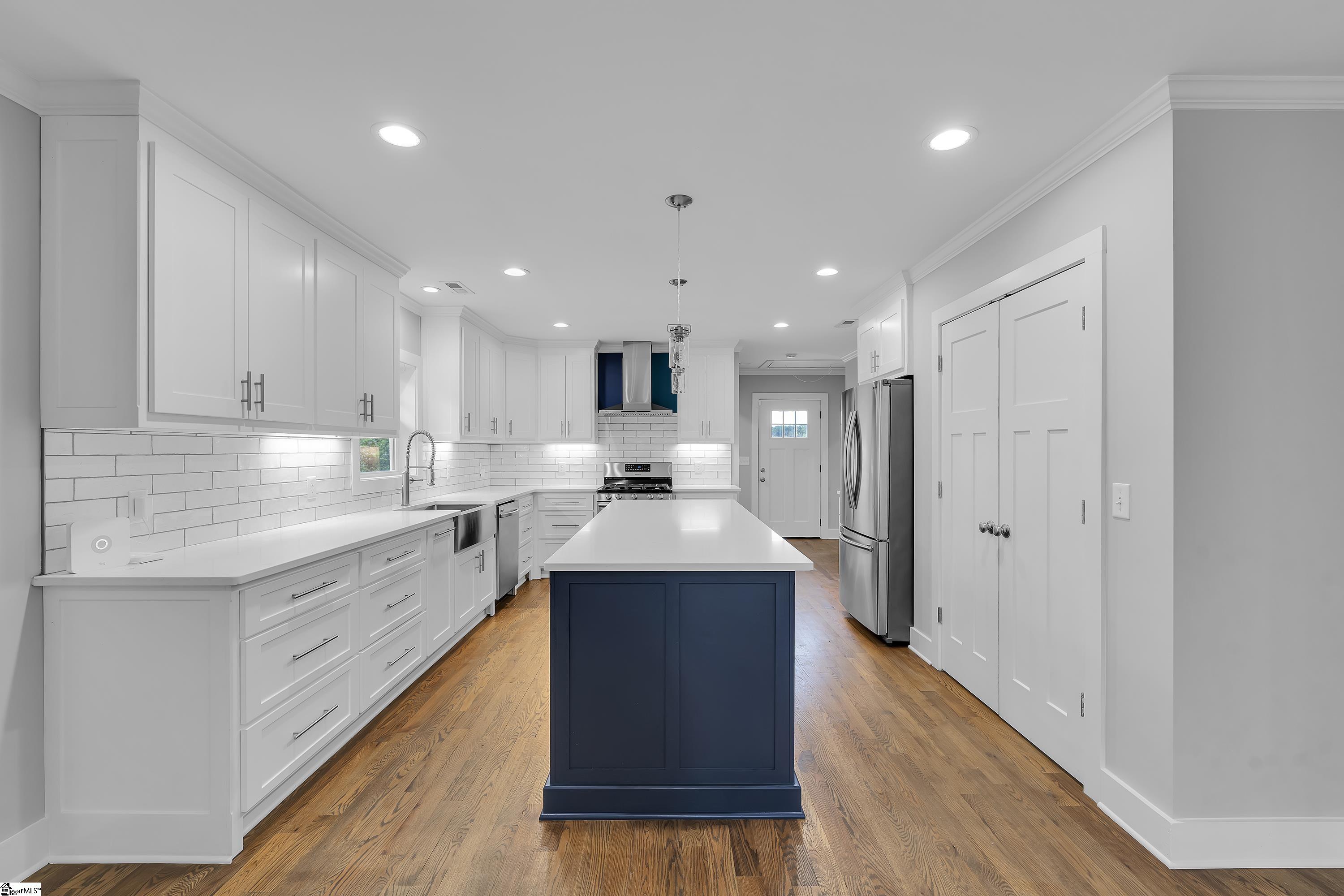 100 Donnybrook Avenue