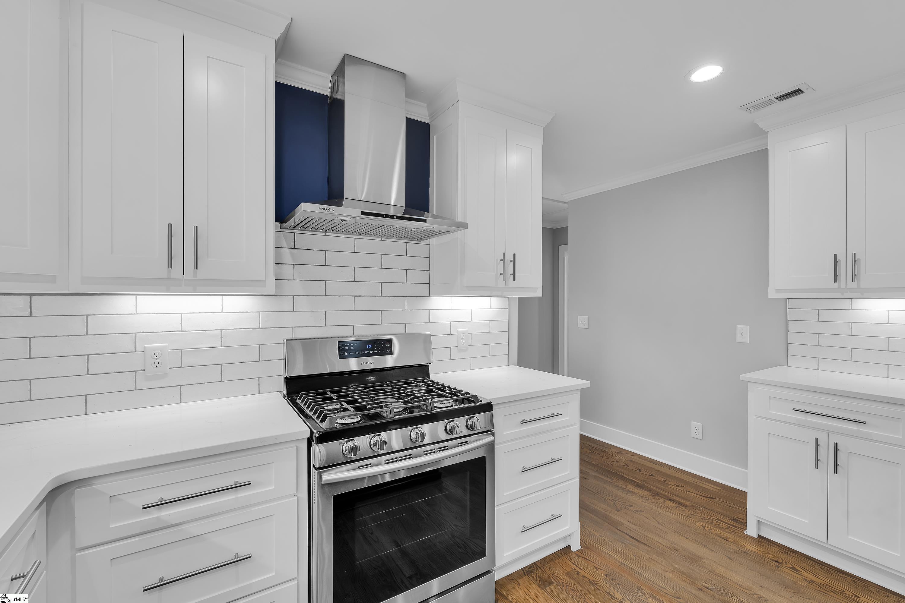 100 Donnybrook Avenue