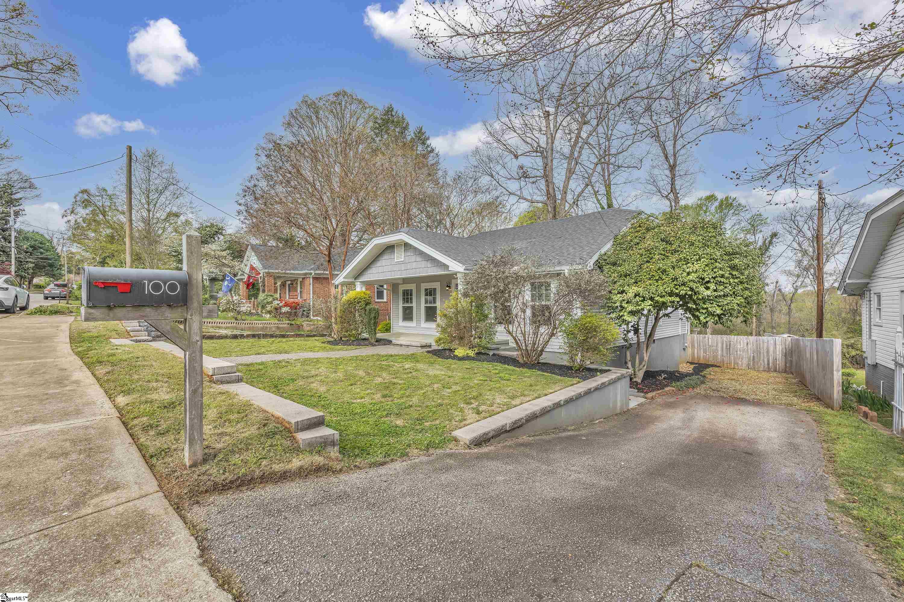 100 Donnybrook Avenue